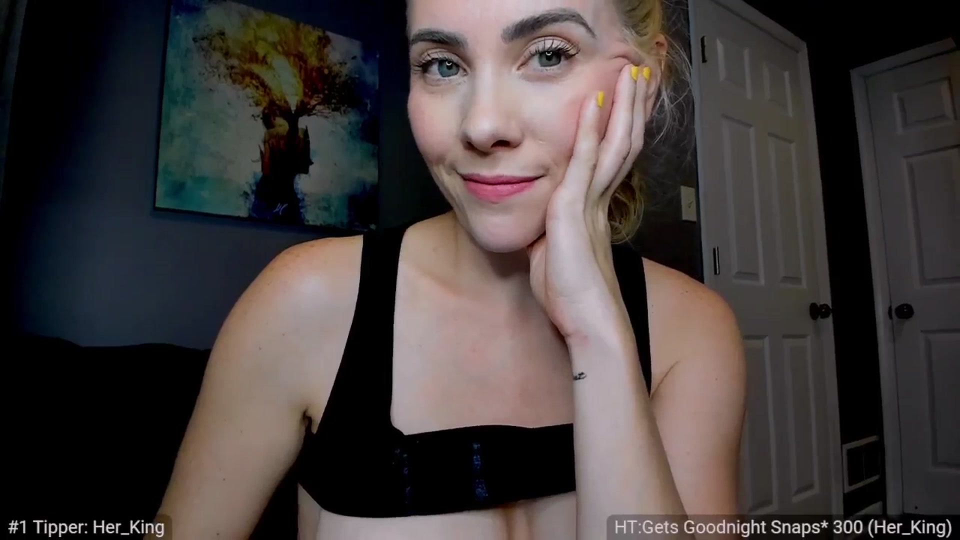 Gallery image thumbnail from LovesDesire's myfreecams stream on, 05/30/2024, 06:51 image 16 of 20