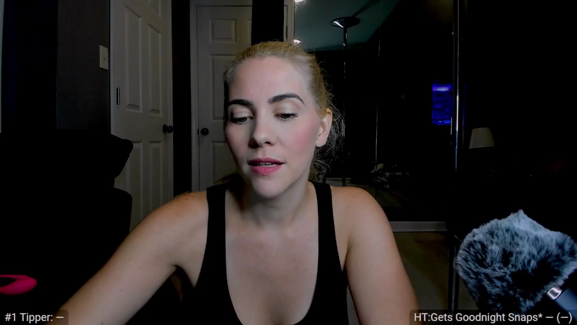 Gallery image thumbnail from LovesDesire's myfreecams stream on, 05/30/2024, 06:51 image 3 of 20