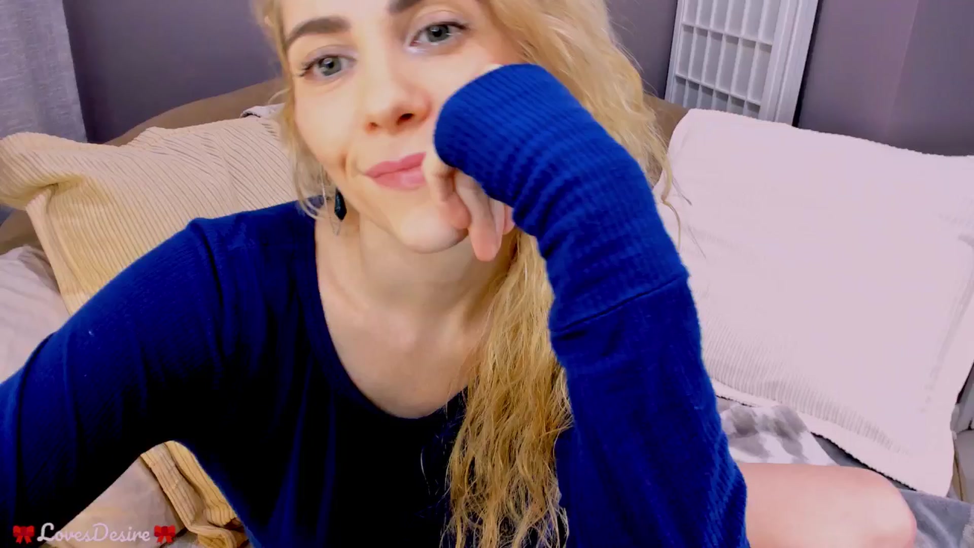 Gallery image thumbnail from LovesDesire's myfreecams stream on, 05/07/2025, 08:13 image 17 of 20