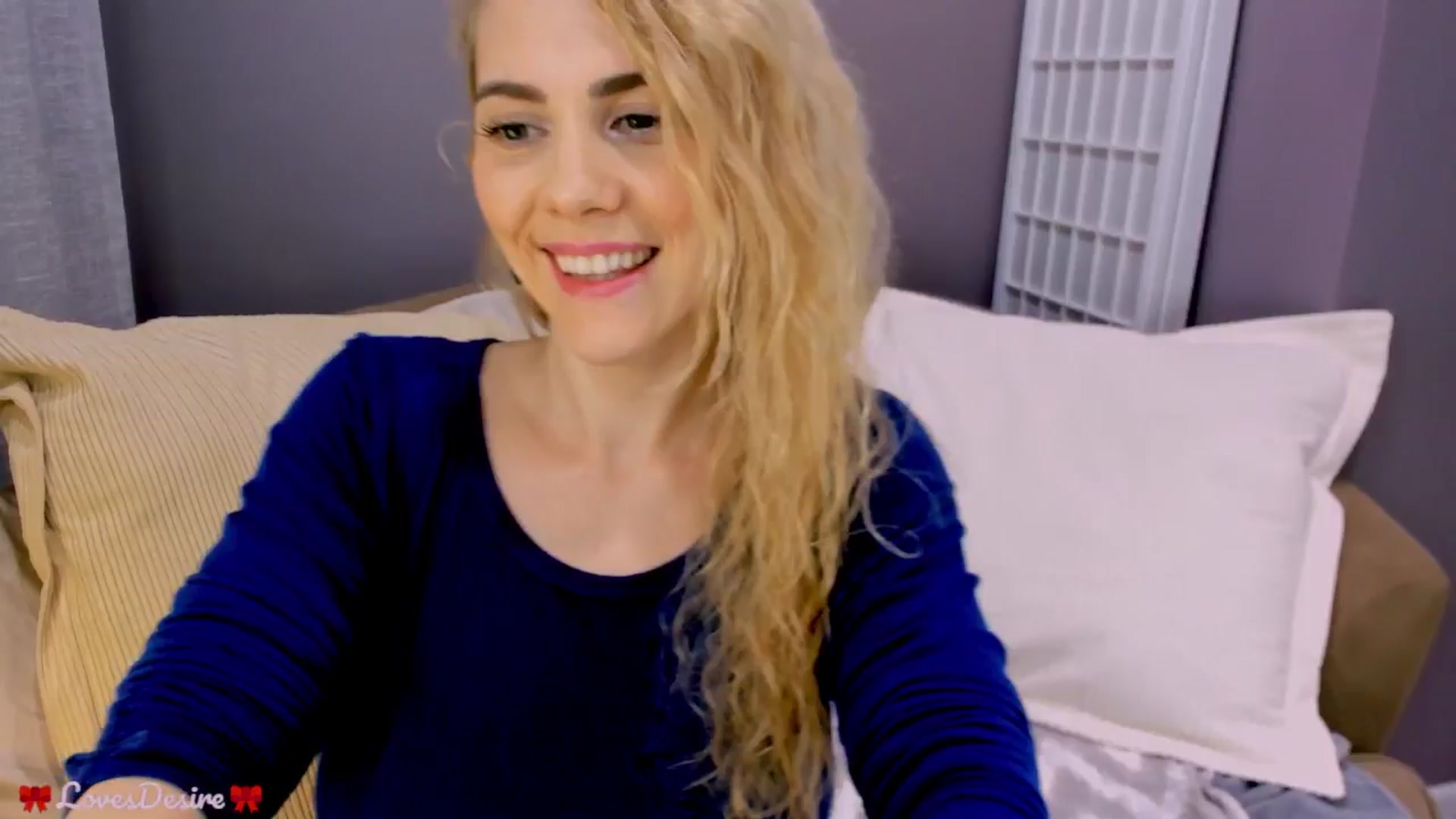Gallery image thumbnail from LovesDesire's myfreecams stream on, 05/07/2025, 08:13 image 4 of 20