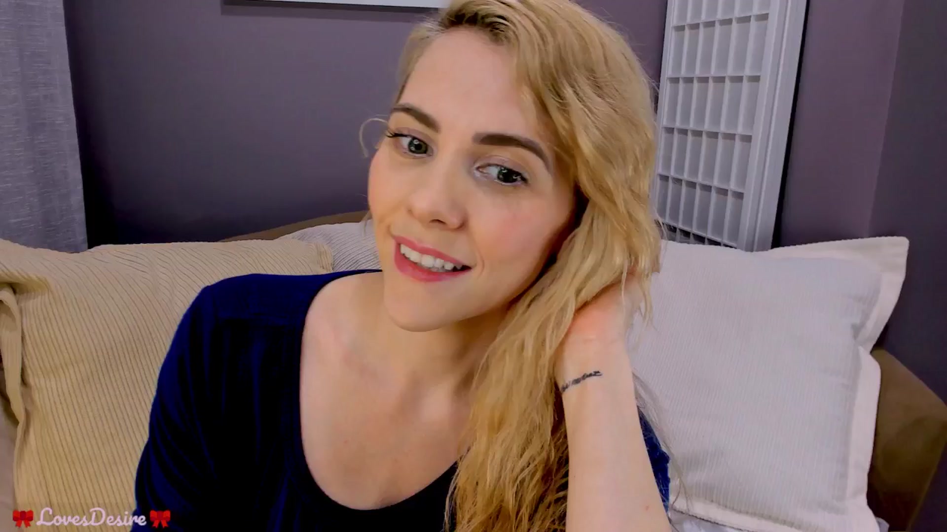 Gallery image thumbnail from LovesDesire's myfreecams stream on, 05/07/2025, 08:13 image 3 of 20