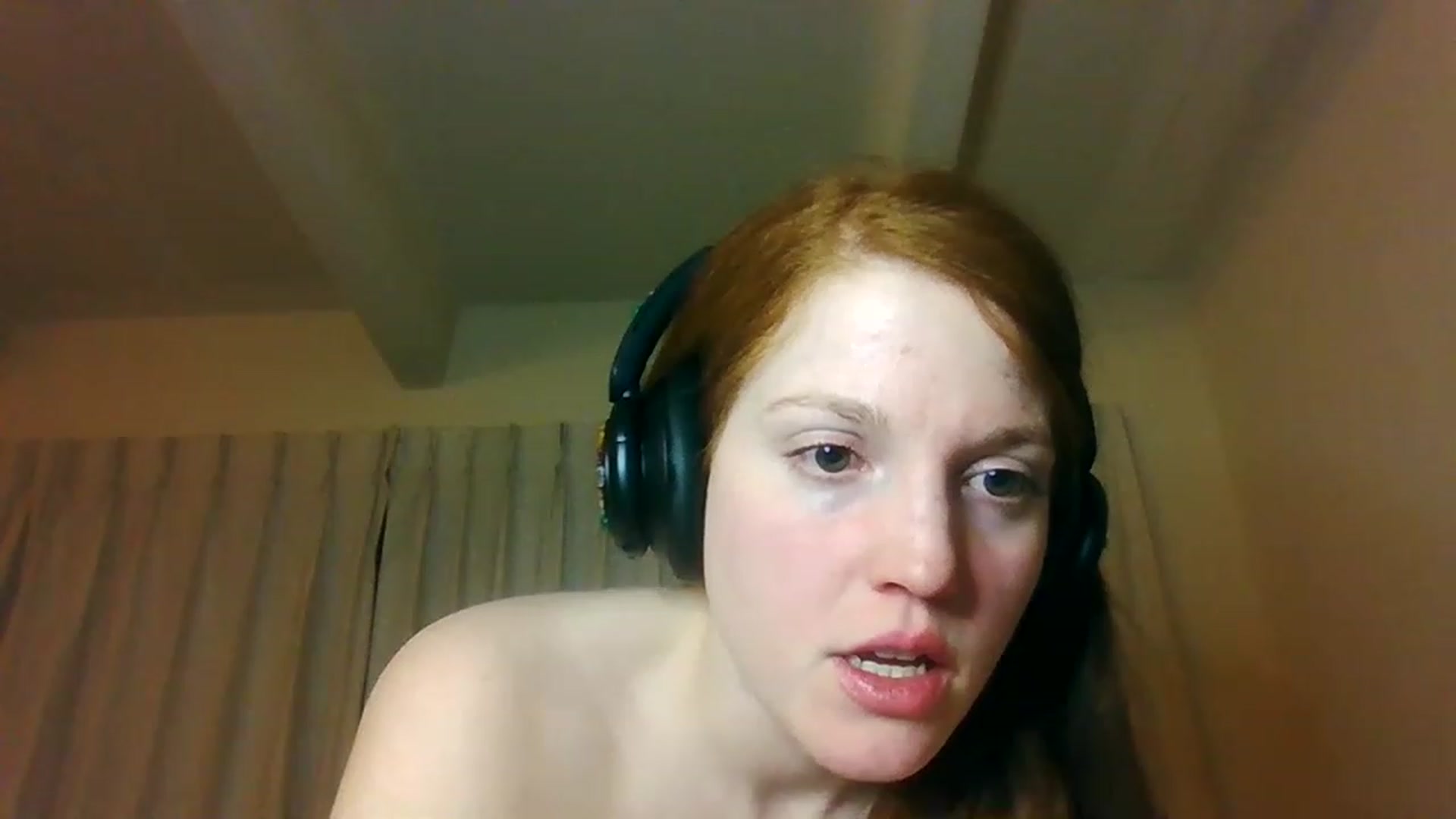 Gallery image thumbnail from Lovevamax's myfreecams stream on, 01/02/2023, 24:42 image 17 of 20