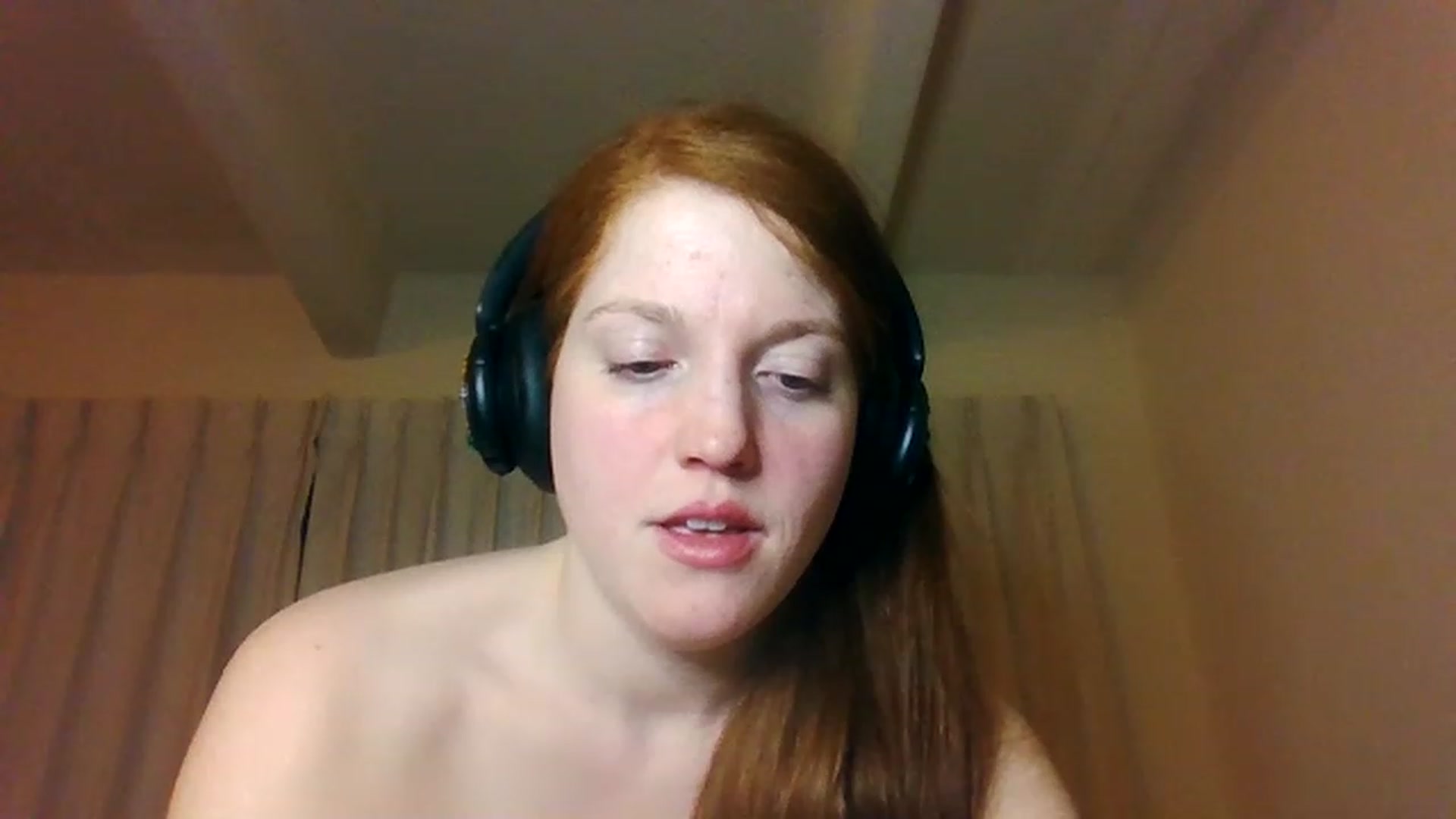 Gallery image thumbnail from Lovevamax's myfreecams stream on, 01/02/2023, 24:42 image 16 of 20
