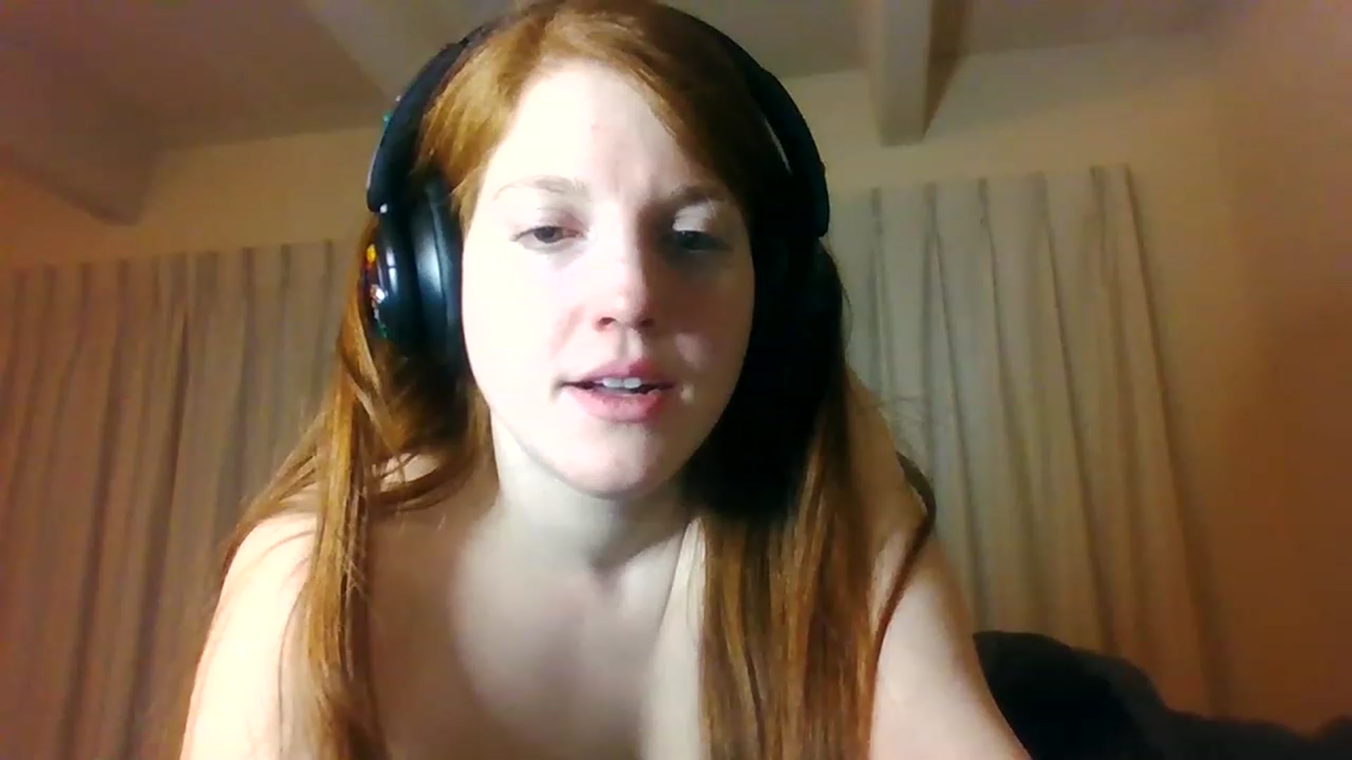 Gallery image thumbnail from Lovevamax's myfreecams stream on, 01/02/2023, 01:42 image 10 of 20