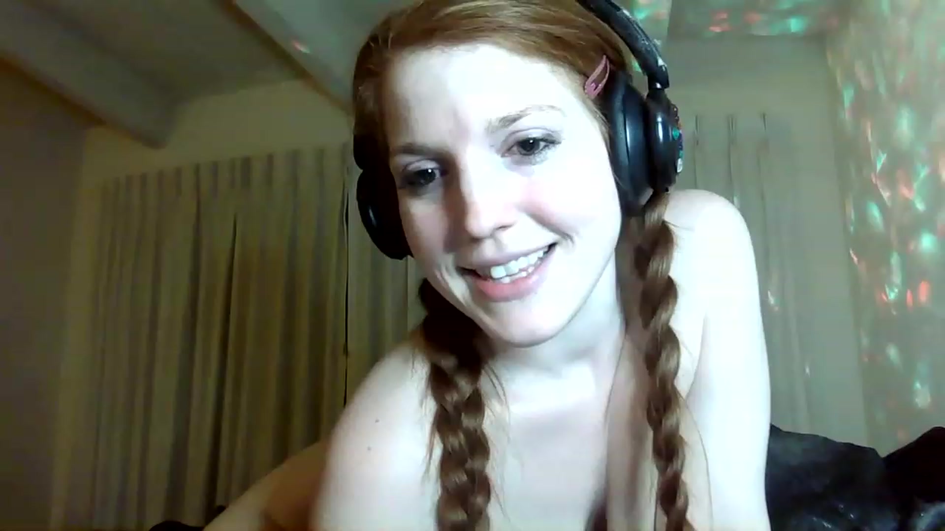 Gallery image thumbnail from Lovevamax's myfreecams stream on, 05/24/2023, 04:23 image 8 of 20
