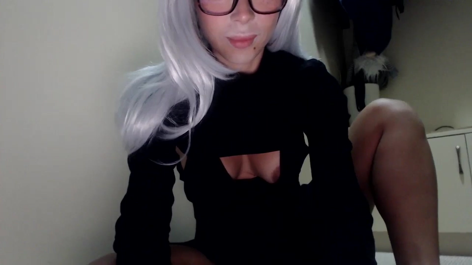 Gallery image thumbnail from LoviinNiina's myfreecams stream on, 10/19/2023, 09:34 image 8 of 20