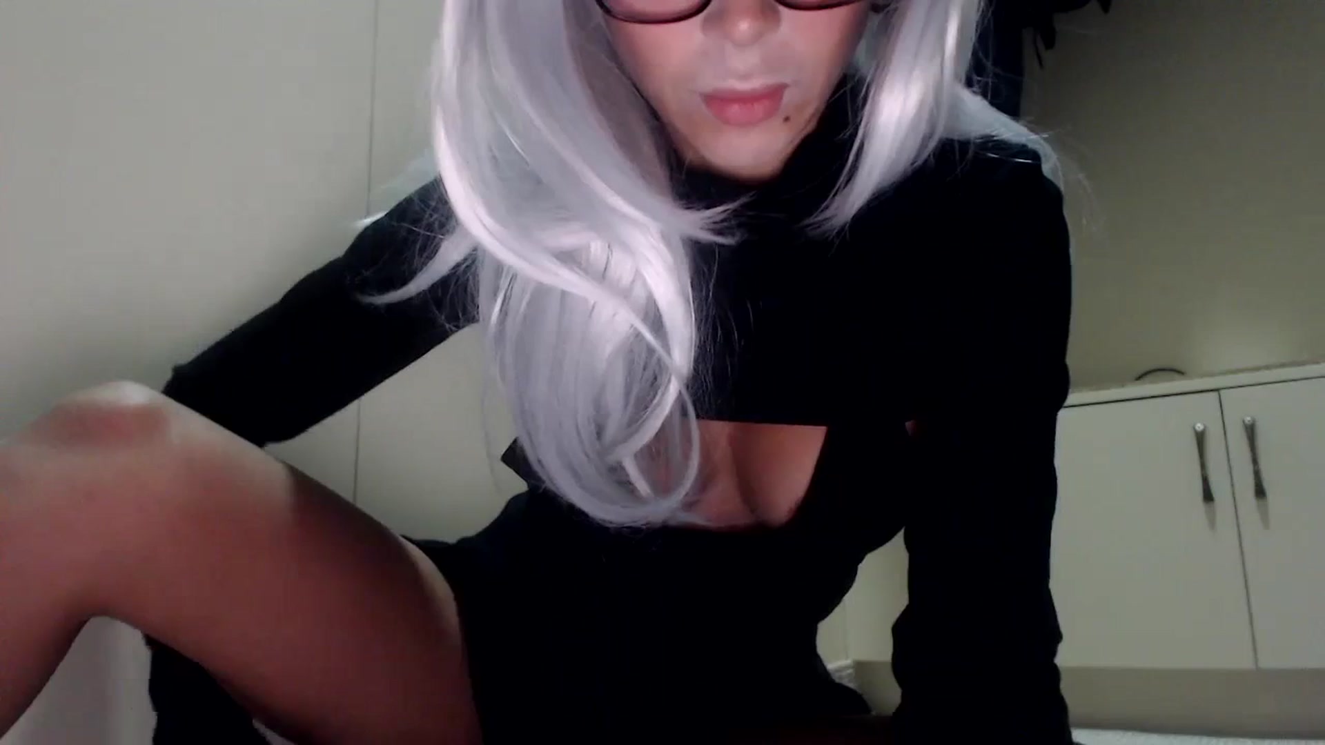 Gallery image thumbnail from LoviinNiina's myfreecams stream on, 10/19/2023, 09:34 image 9 of 20