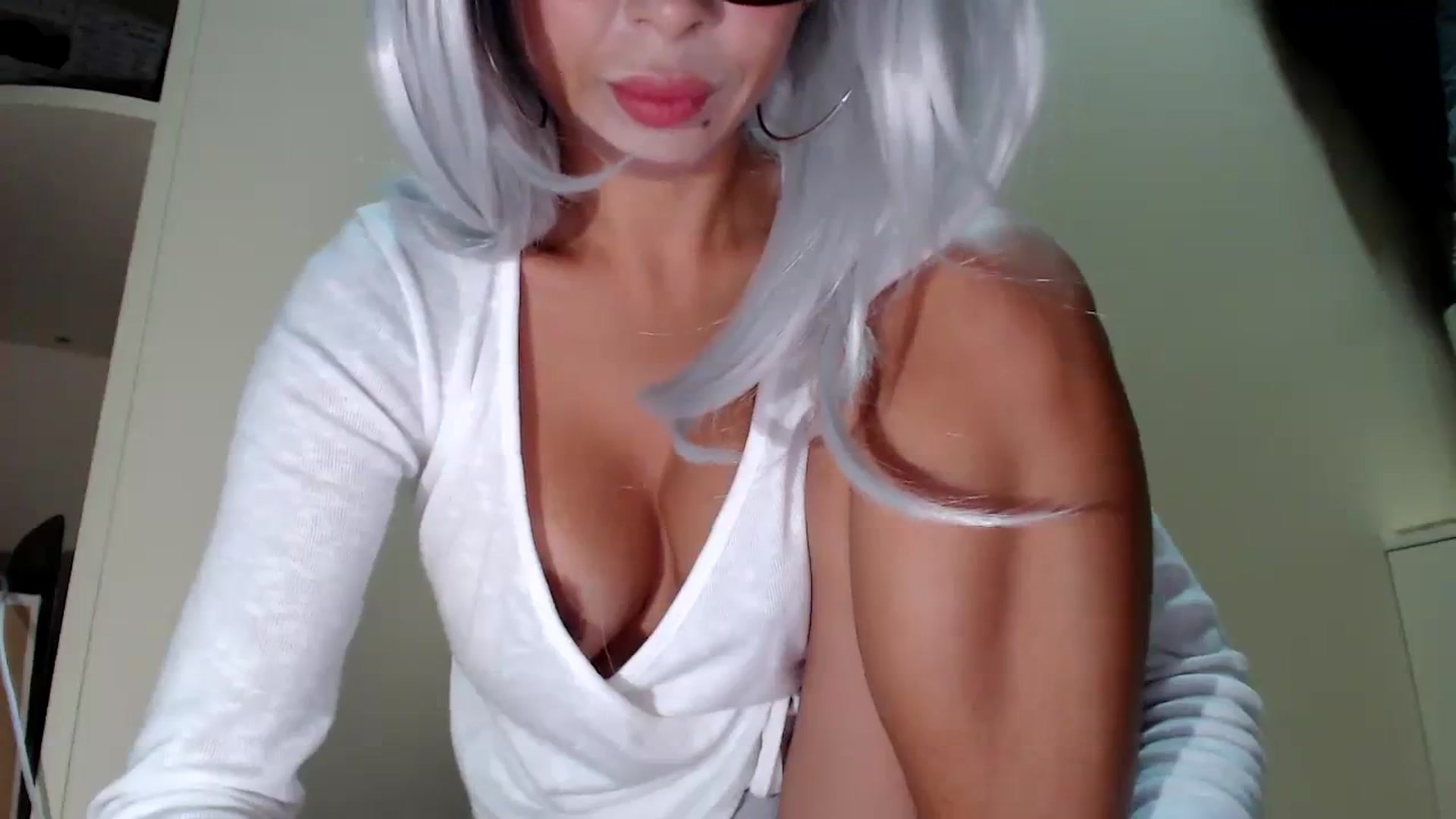 Gallery image thumbnail from LoviinNiina's myfreecams stream on, 10/23/2023, 10:09 image 15 of 20