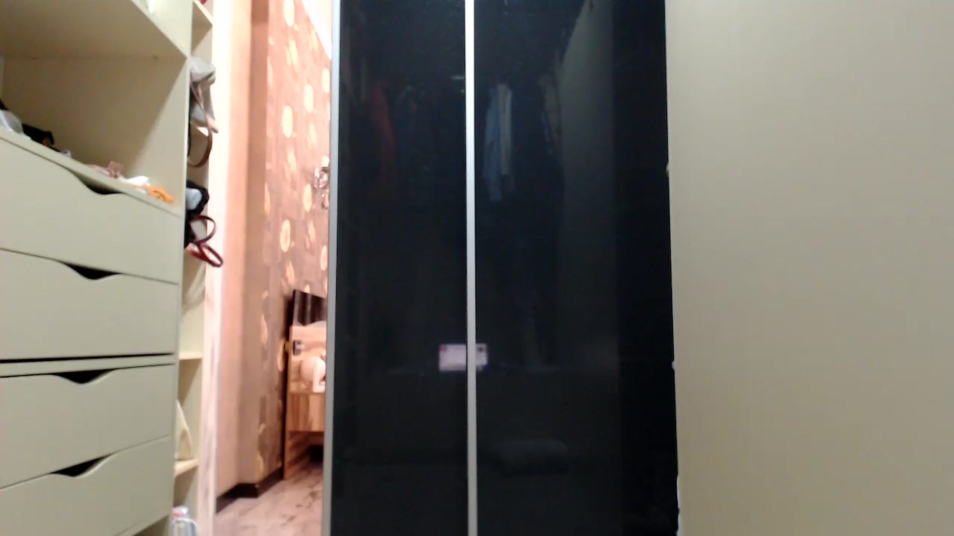 Gallery image thumbnail from LoviinNiina's myfreecams stream on, 10/25/2023, 10:28 image 12 of 20