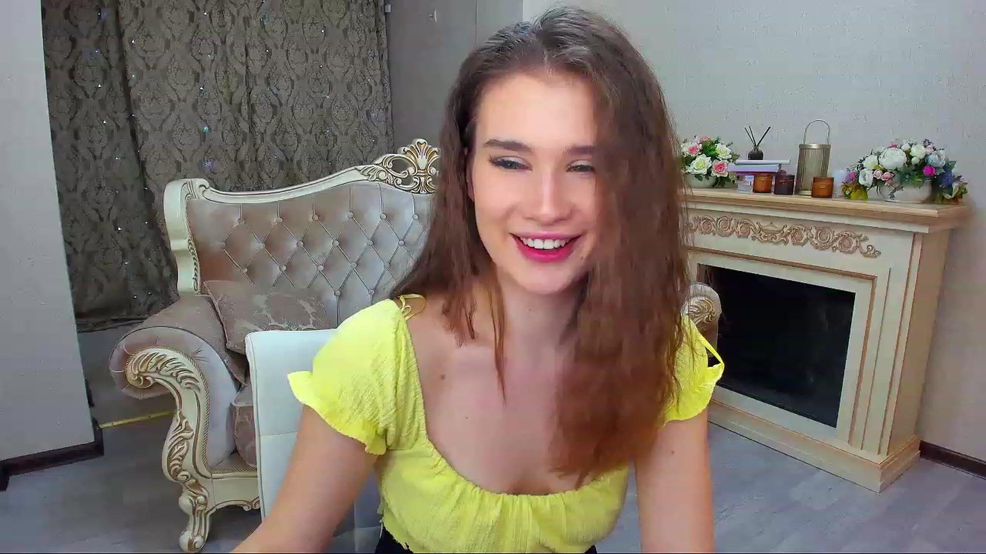 Gallery image thumbnail from LoyalToYouu's myfreecams stream on, 01/19/2023, 20:41 image 4 of 20