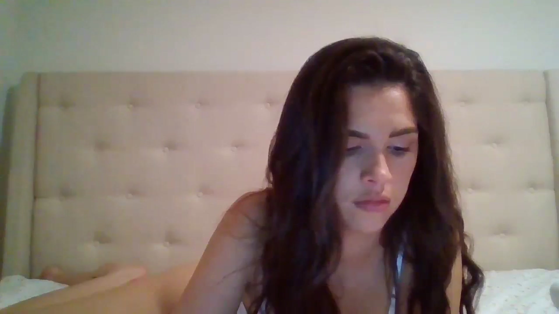 Gallery image thumbnail from Lpell1's myfreecams stream on, 04/10/2024, 03:53 image 5 of 20