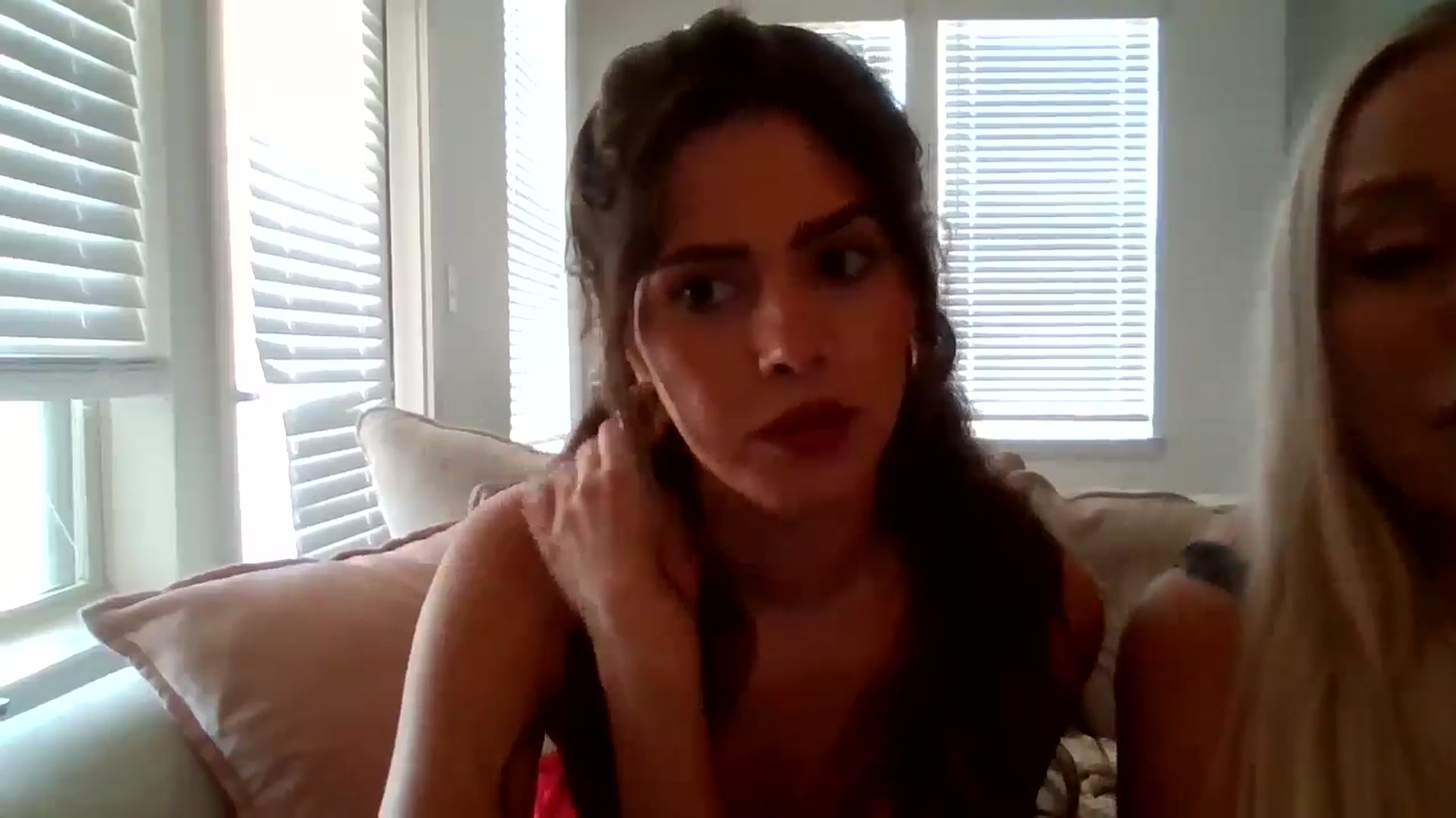 Gallery image thumbnail from Lpell1's myfreecams stream on, 06/14/2024, 20:55 image 14 of 20