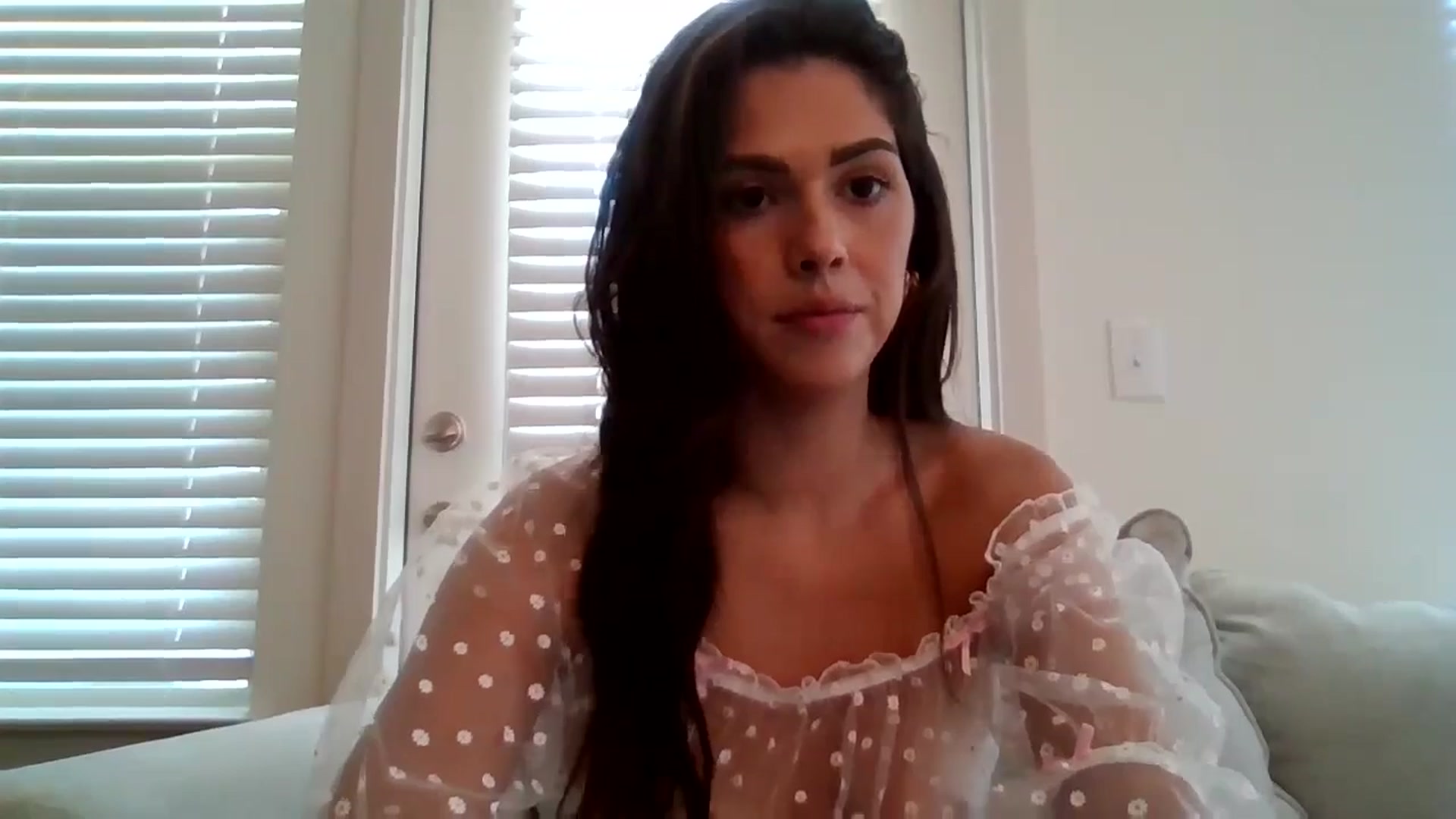 Gallery image thumbnail from Lpell1's myfreecams stream on, 07/10/2024, 19:50 image 2 of 20