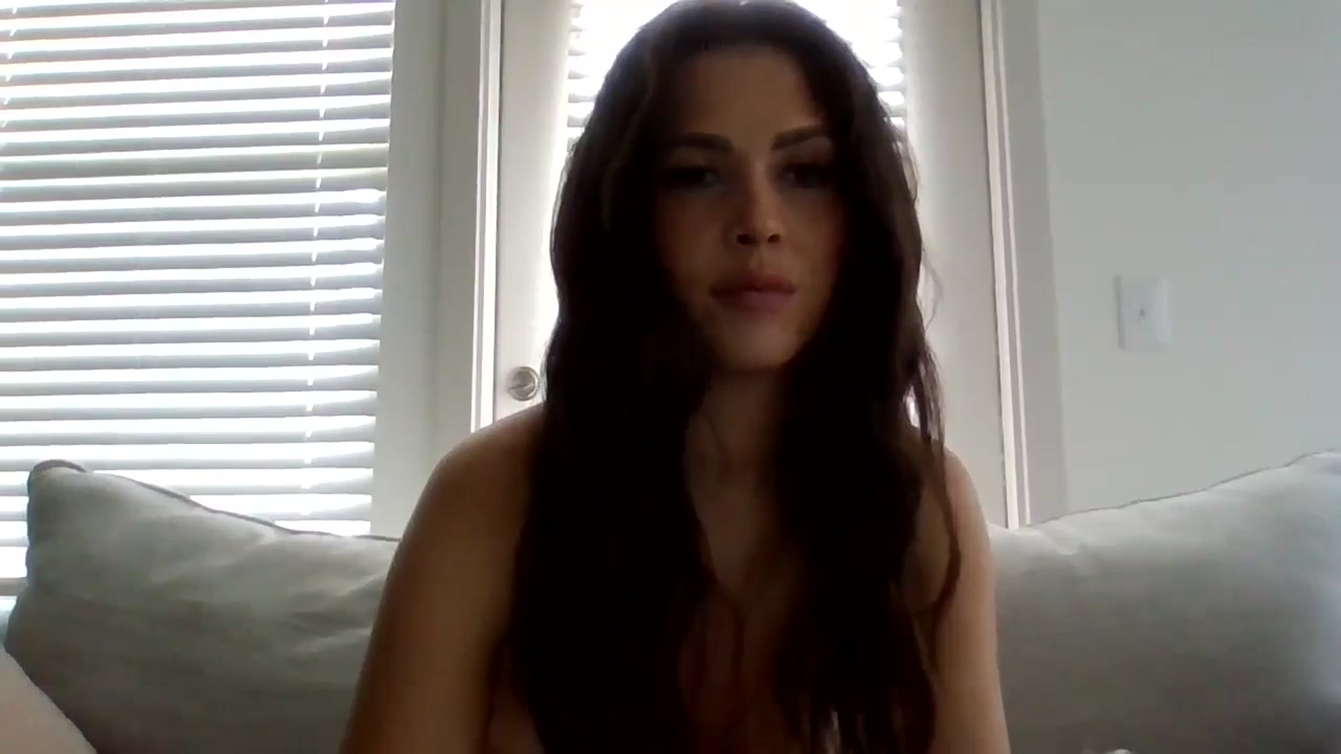 Gallery image thumbnail from Lpell1's myfreecams stream on, 07/15/2024, 19:35 image 2 of 20