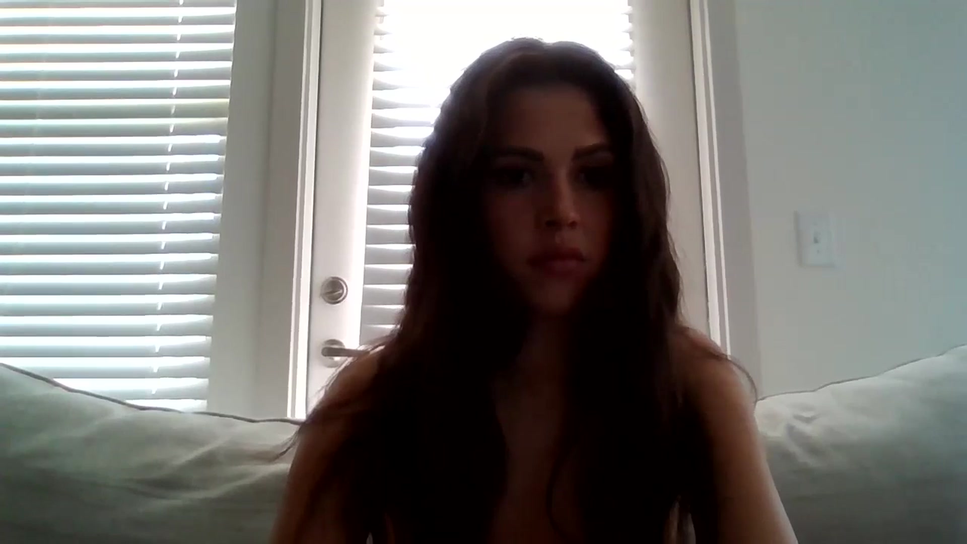 Gallery image thumbnail from Lpell1's myfreecams stream on, 07/15/2024, 19:35 image 9 of 20