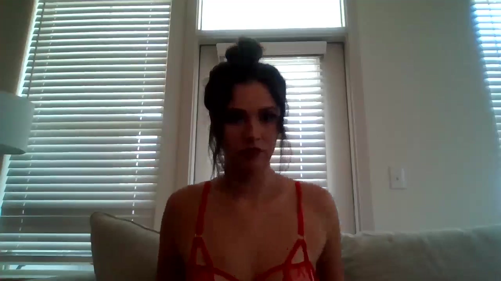 Gallery image thumbnail from Lpell1's myfreecams stream on, 08/01/2024, 20:56 image 12 of 20