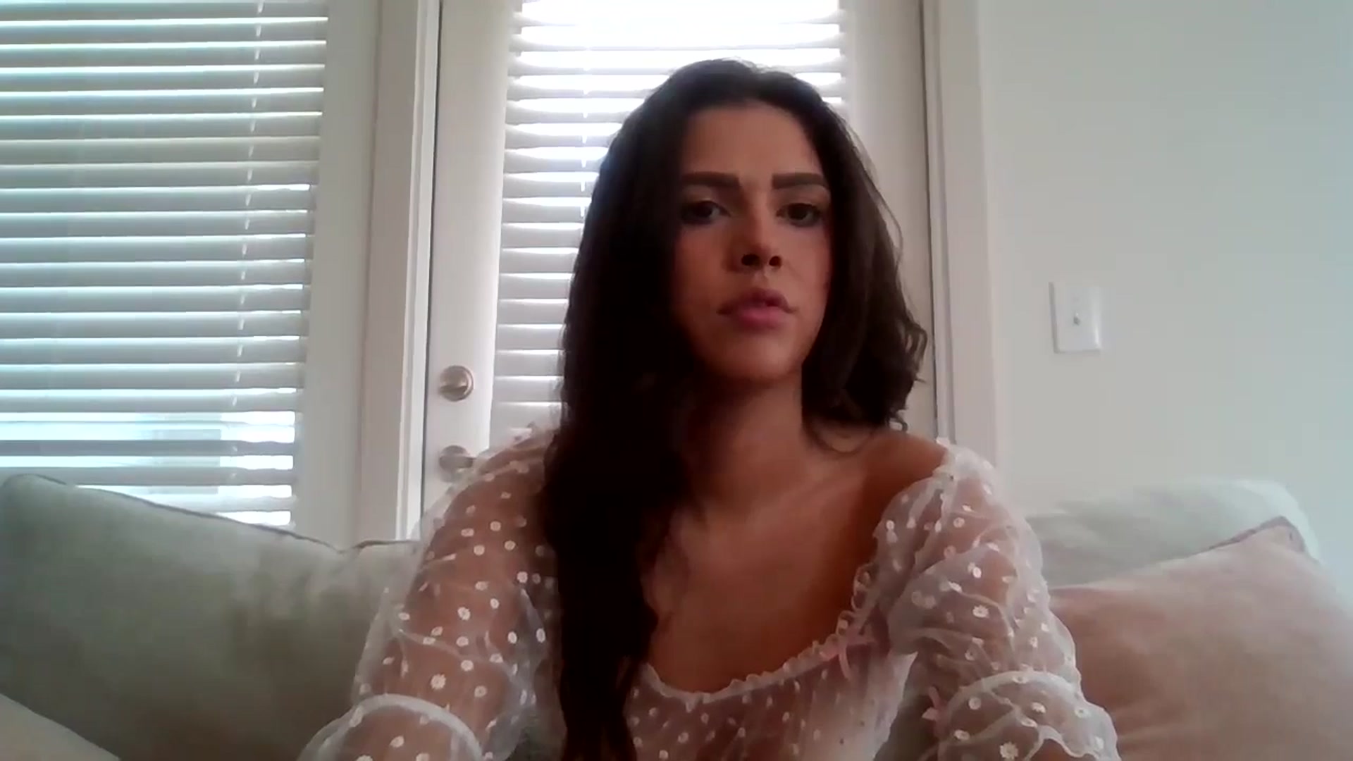 Gallery image thumbnail from Lpell1's myfreecams stream on, 08/06/2024, 17:32 image 13 of 20