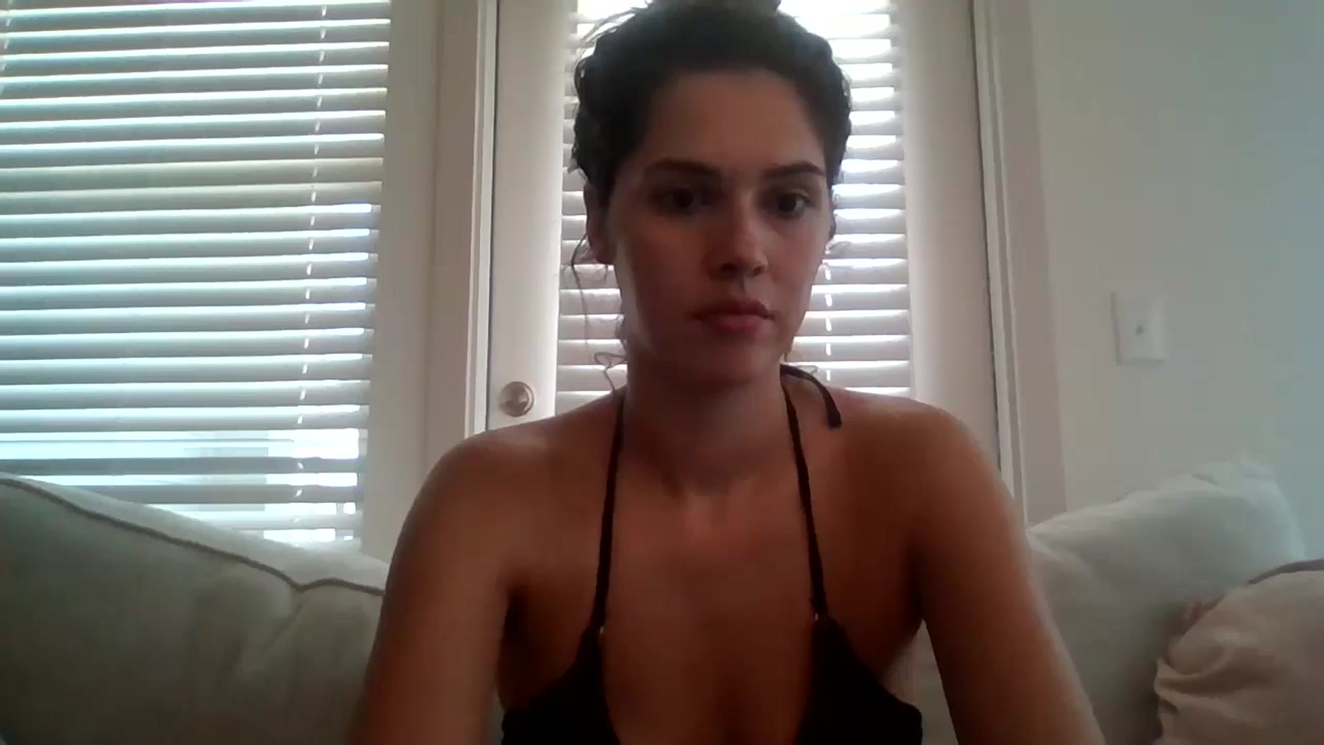 Gallery image thumbnail from Lpell1's myfreecams stream on, 08/08/2024, 19:24 image 16 of 20