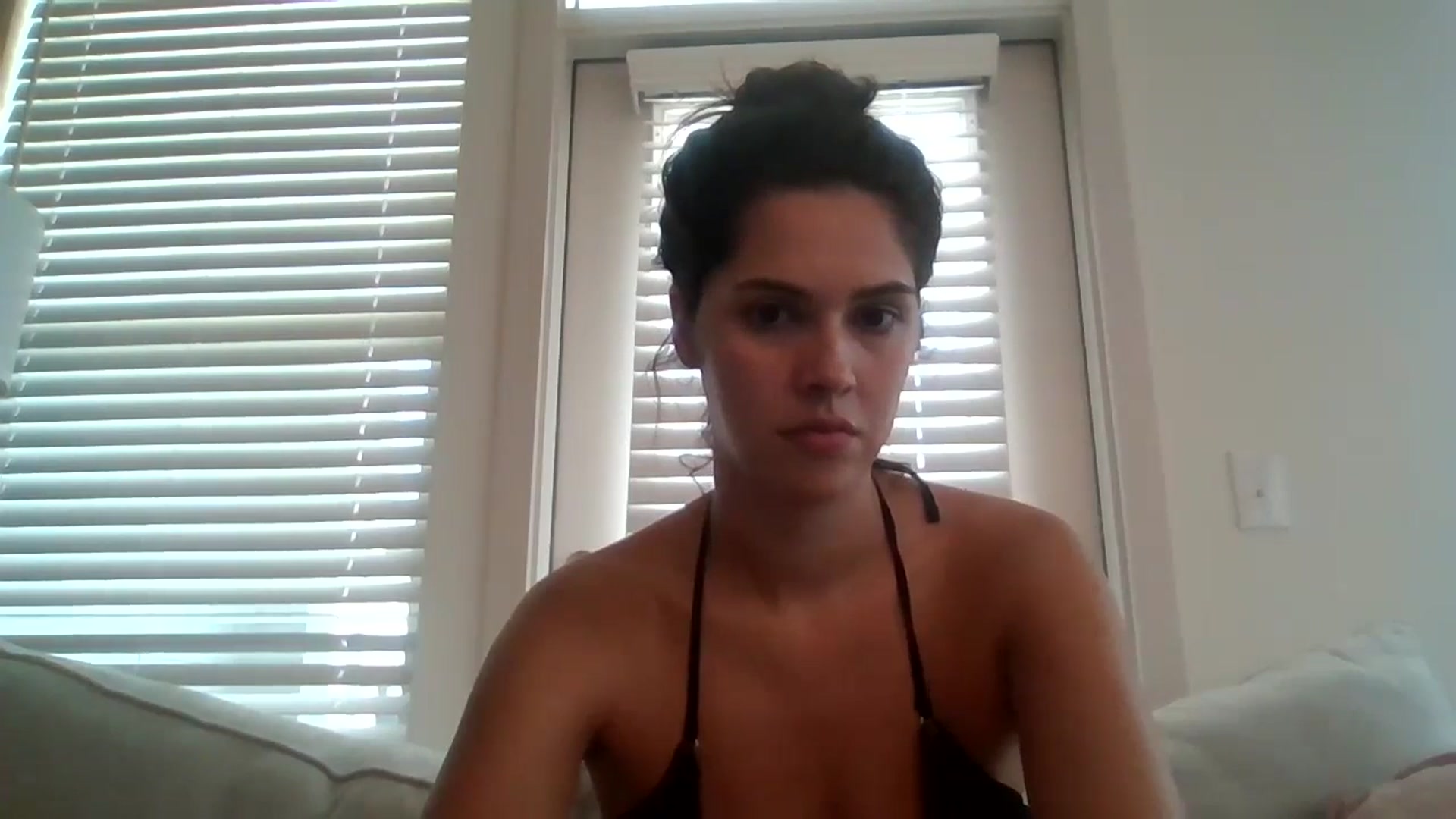 Gallery image thumbnail from Lpell1's myfreecams stream on, 08/08/2024, 19:24 image 11 of 20