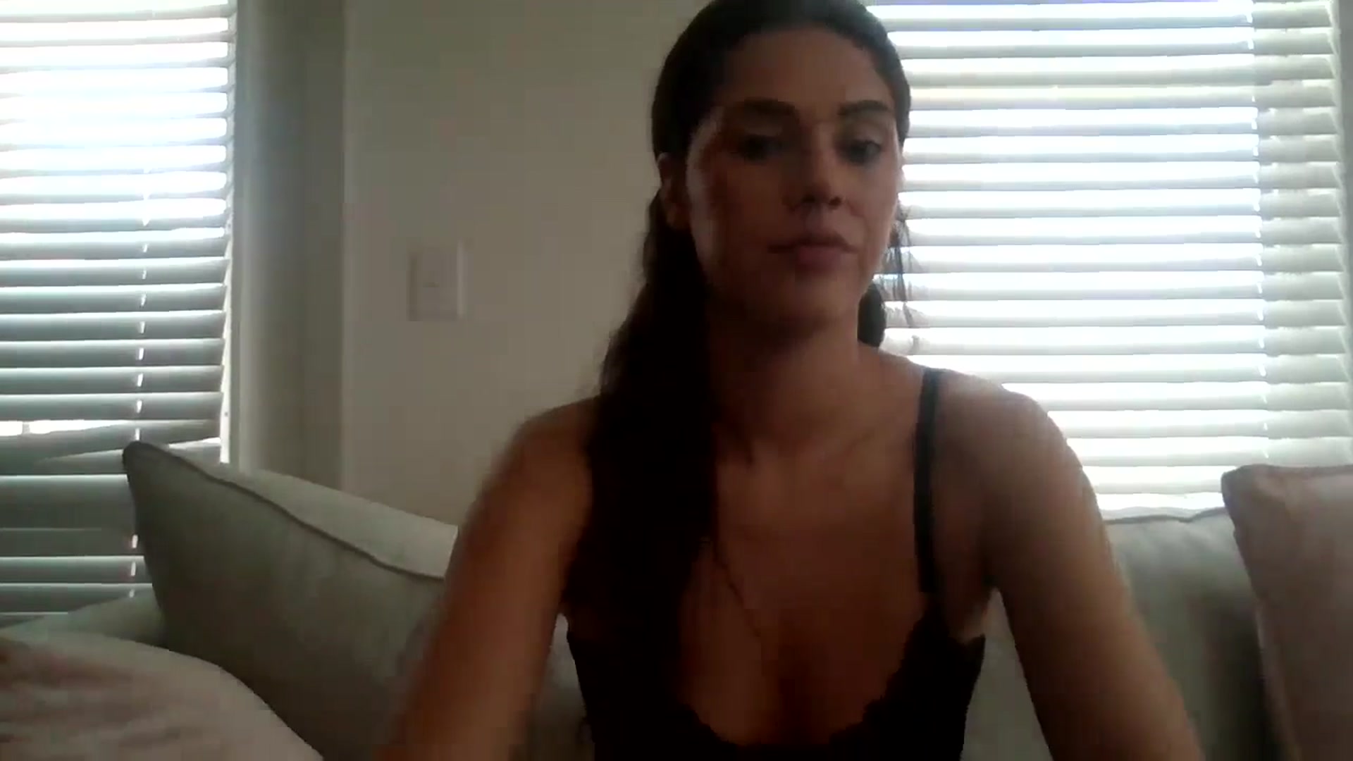 Gallery image thumbnail from Lpell1's myfreecams stream on, 08/15/2024, 20:20 image 12 of 20
