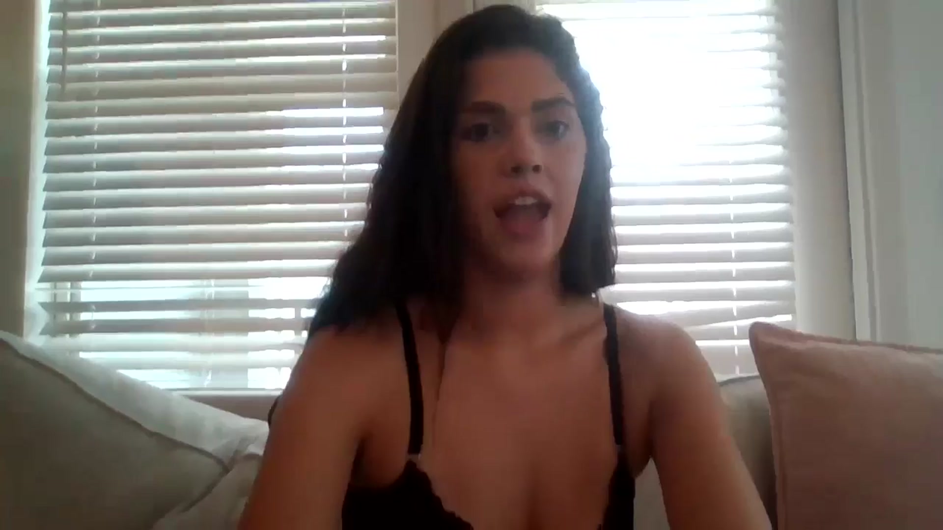 Gallery image thumbnail from Lpell1's myfreecams stream on, 08/15/2024, 22:53 image 20 of 20