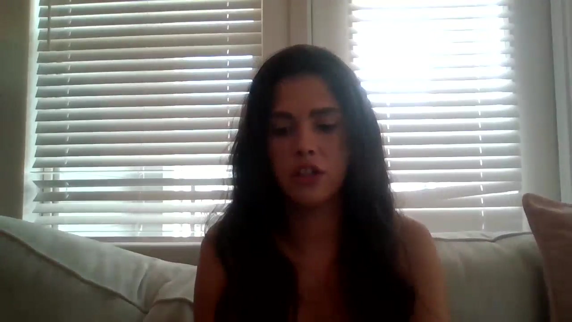 Gallery image thumbnail from Lpell1's myfreecams stream on, 08/15/2024, 22:53 image 4 of 20