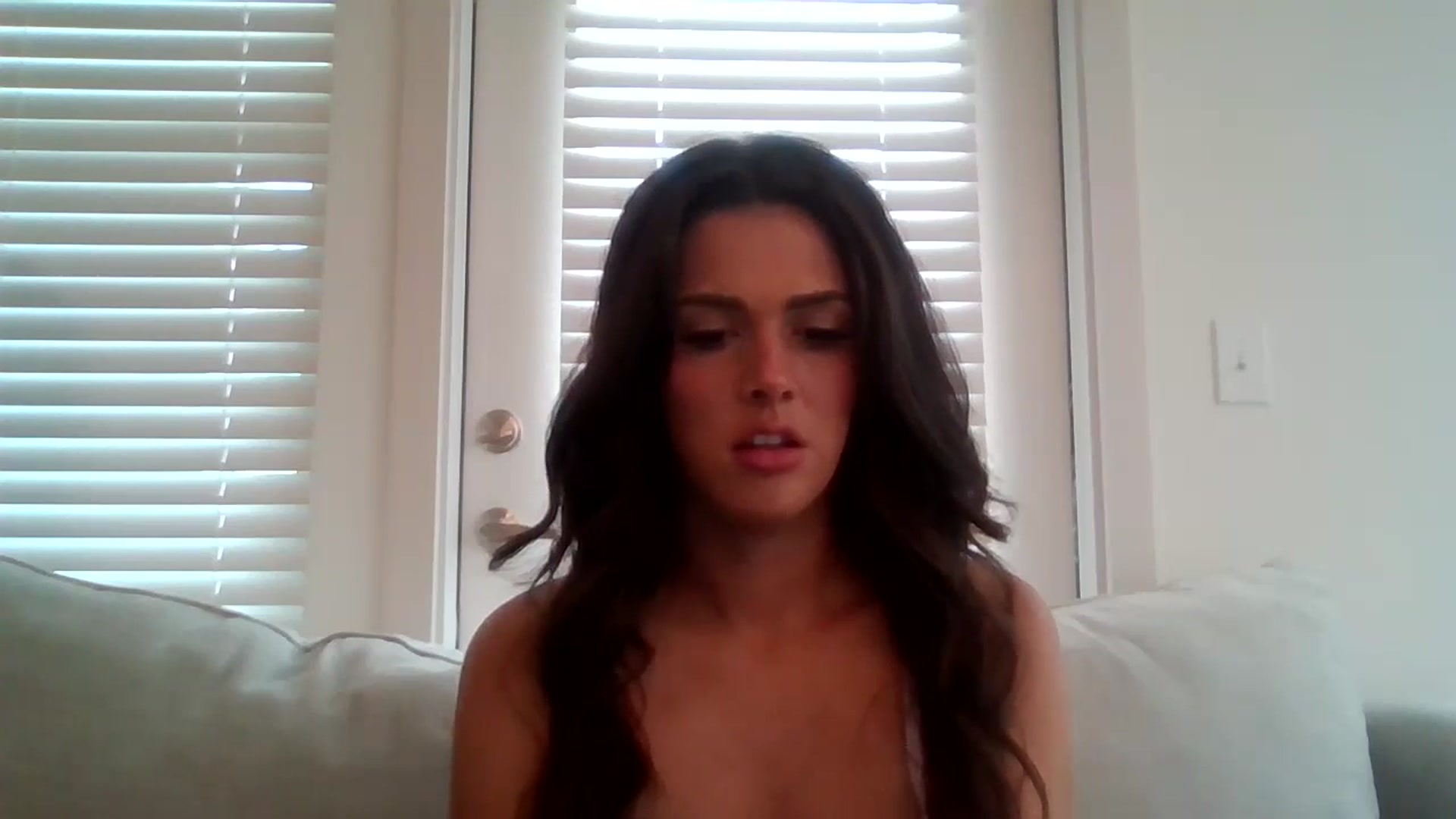 Gallery image thumbnail from Lpell1's myfreecams stream on, 09/05/2024, 16:44 image 14 of 20