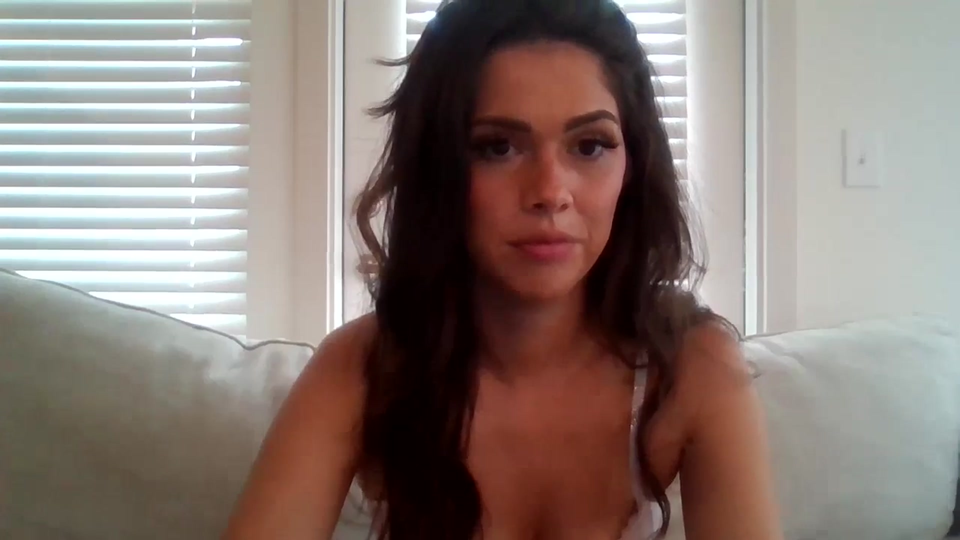 Gallery image thumbnail from Lpell1's myfreecams stream on, 09/05/2024, 19:23 image 12 of 20