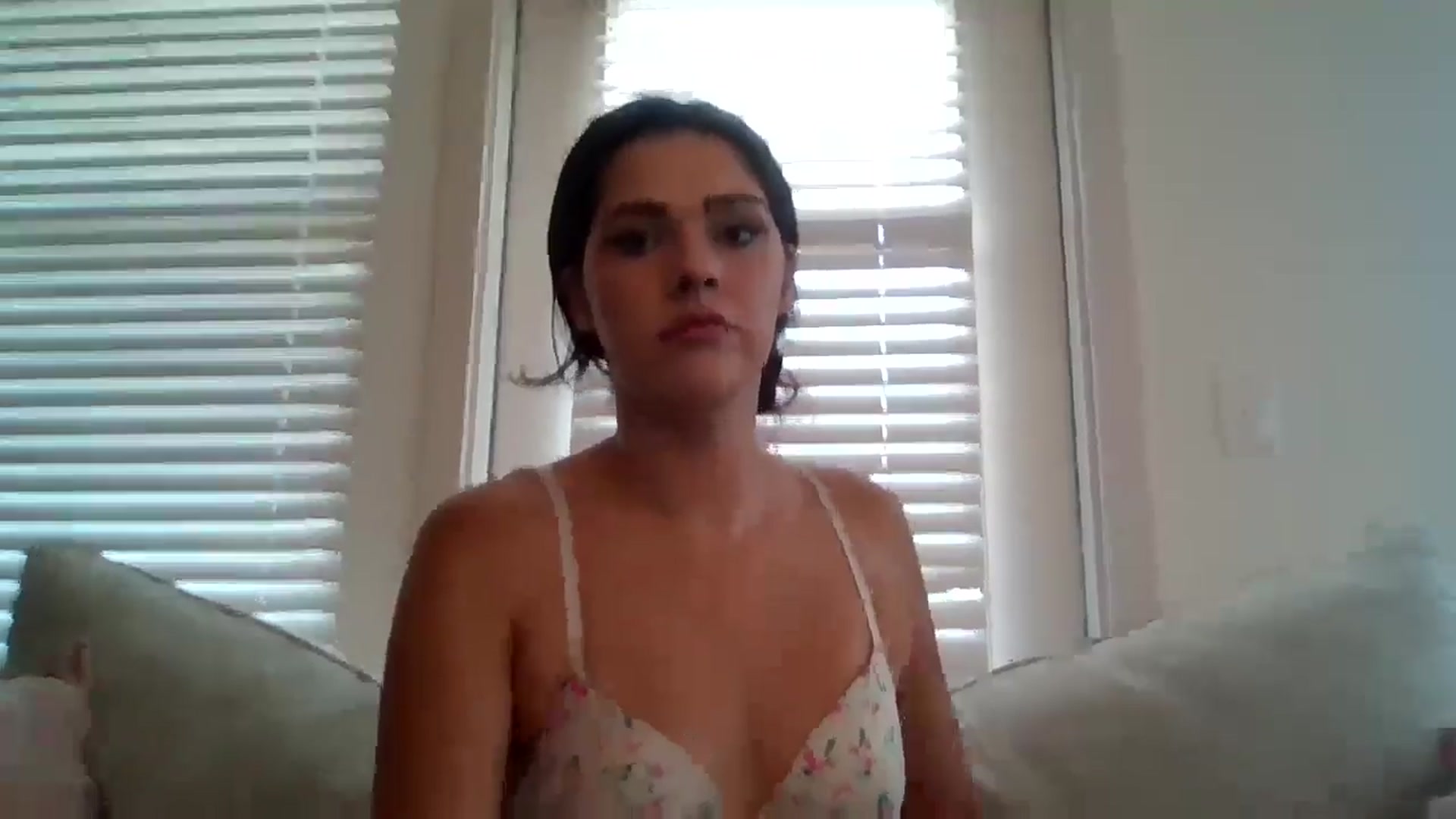 Gallery image thumbnail from Lpell1's myfreecams stream on, 09/30/2024, 20:18 image 18 of 20