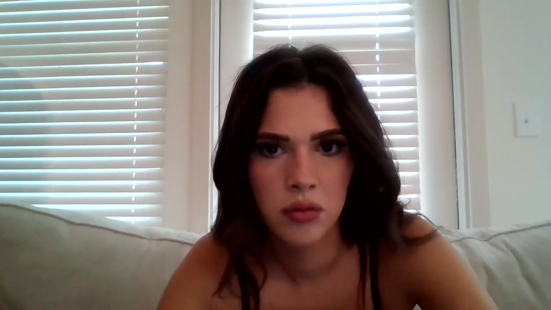 Gallery image thumbnail from Lpell1's myfreecams stream on, 11/01/2024, 19:31 image 9 of 20