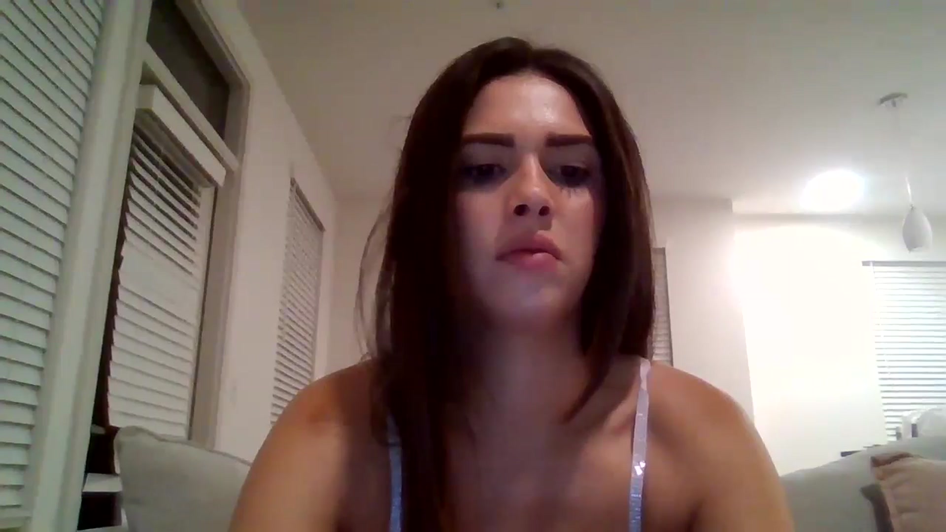 Gallery image thumbnail from Lpell1's myfreecams stream on, 11/21/2024, 02:57 image 20 of 20