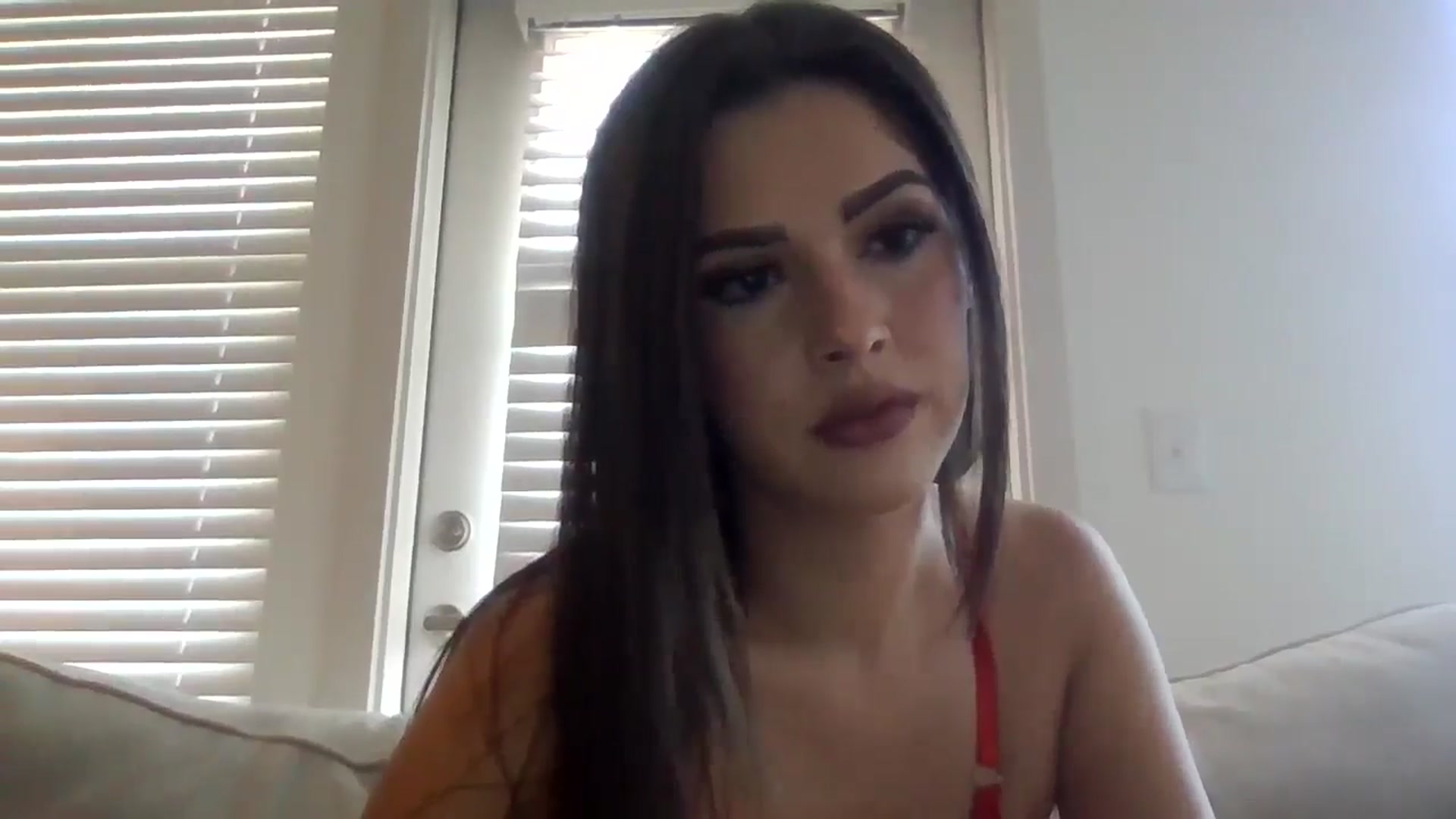 Gallery image thumbnail from Lpell1's myfreecams stream on, 11/22/2024, 21:53 image 18 of 20