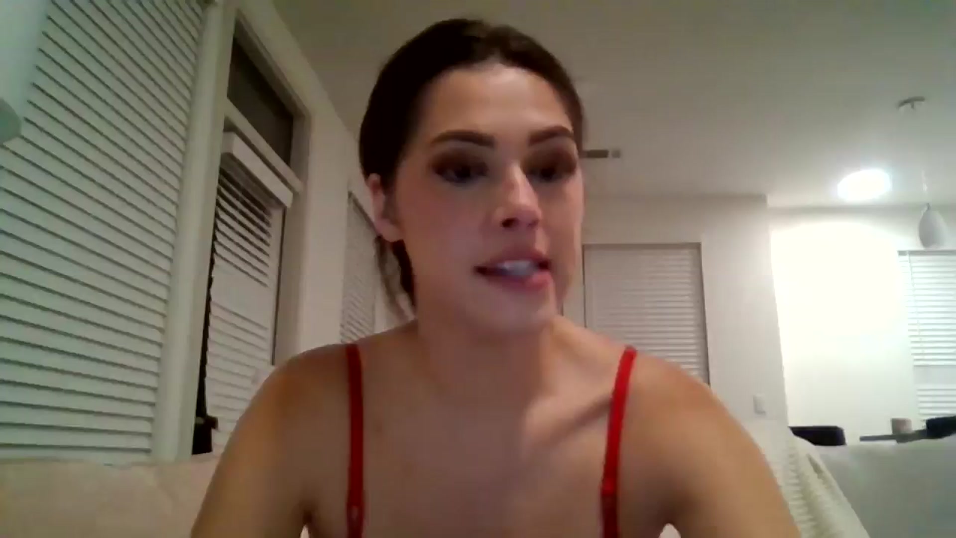 Gallery image thumbnail from Lpell1's myfreecams stream on, 12/04/2024, 02:01 image 1 of 20