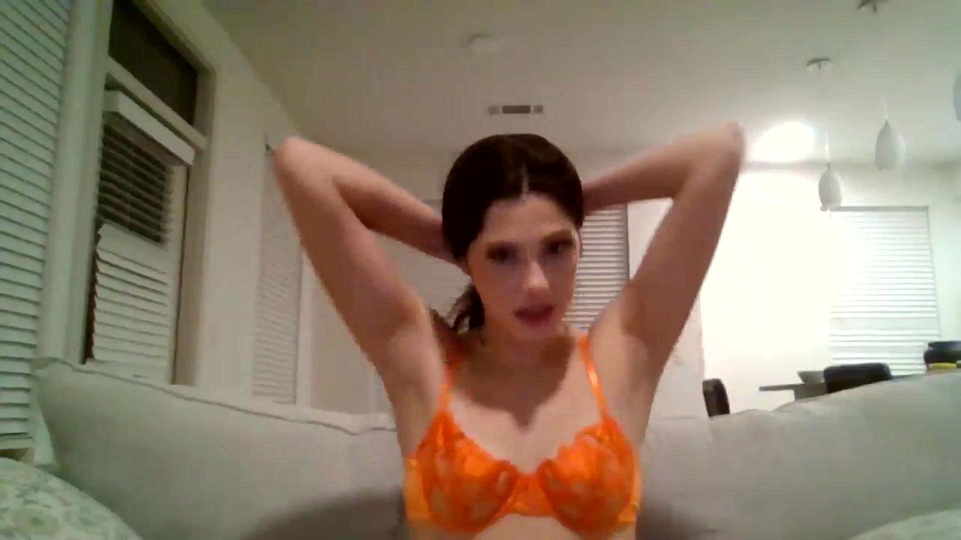 Gallery image thumbnail from Lpell1's myfreecams stream on, 01/15/2025, 05:37 image 13 of 20