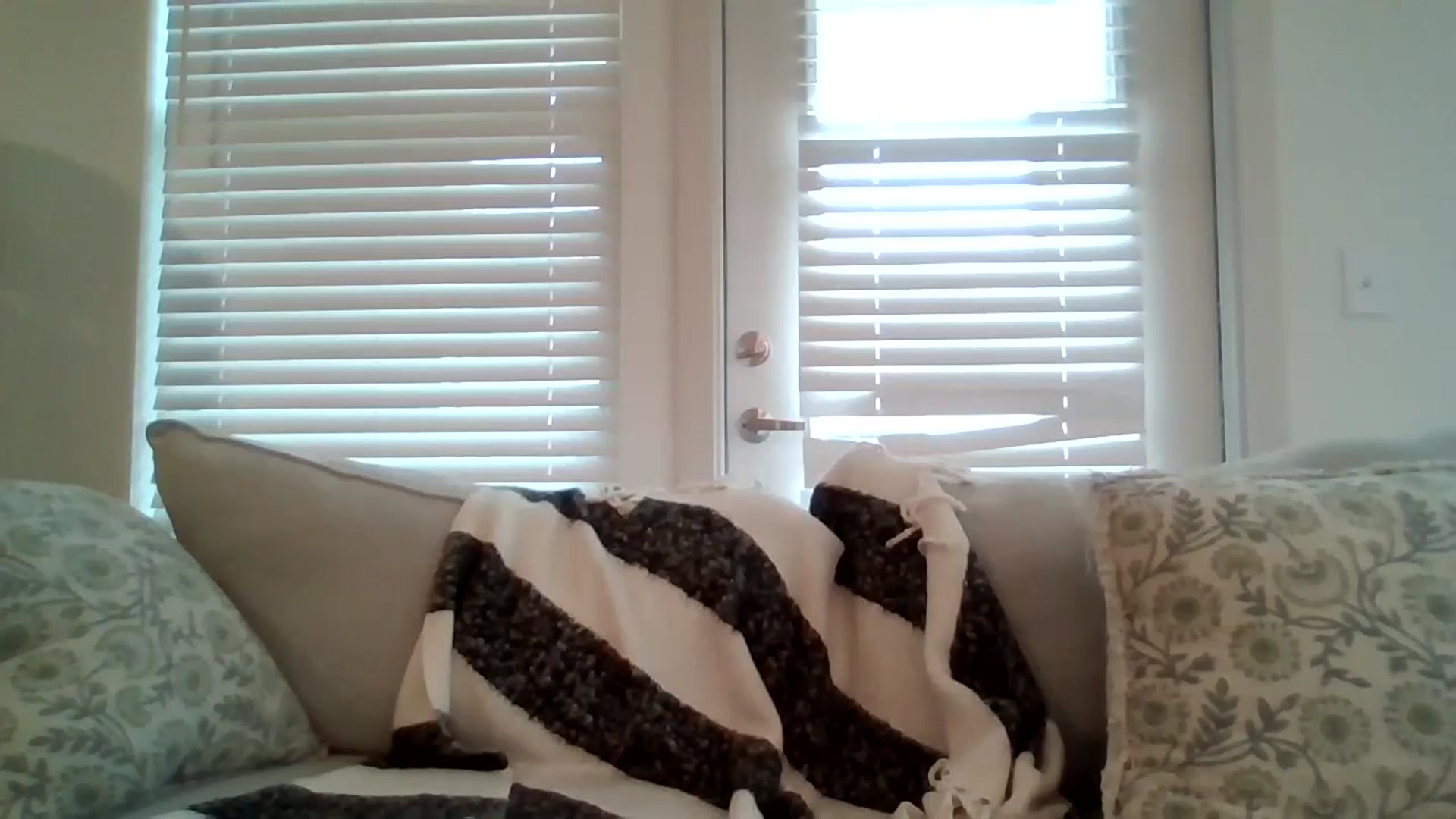 Gallery image thumbnail from Lpell1's myfreecams stream on, 01/15/2025, 21:12 image 16 of 20
