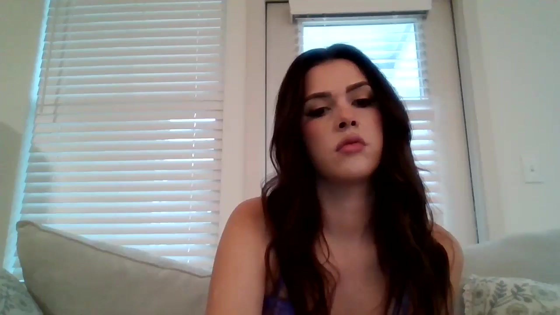 Gallery image thumbnail from Lpell1's myfreecams stream on, 01/15/2025, 22:34 image 14 of 20