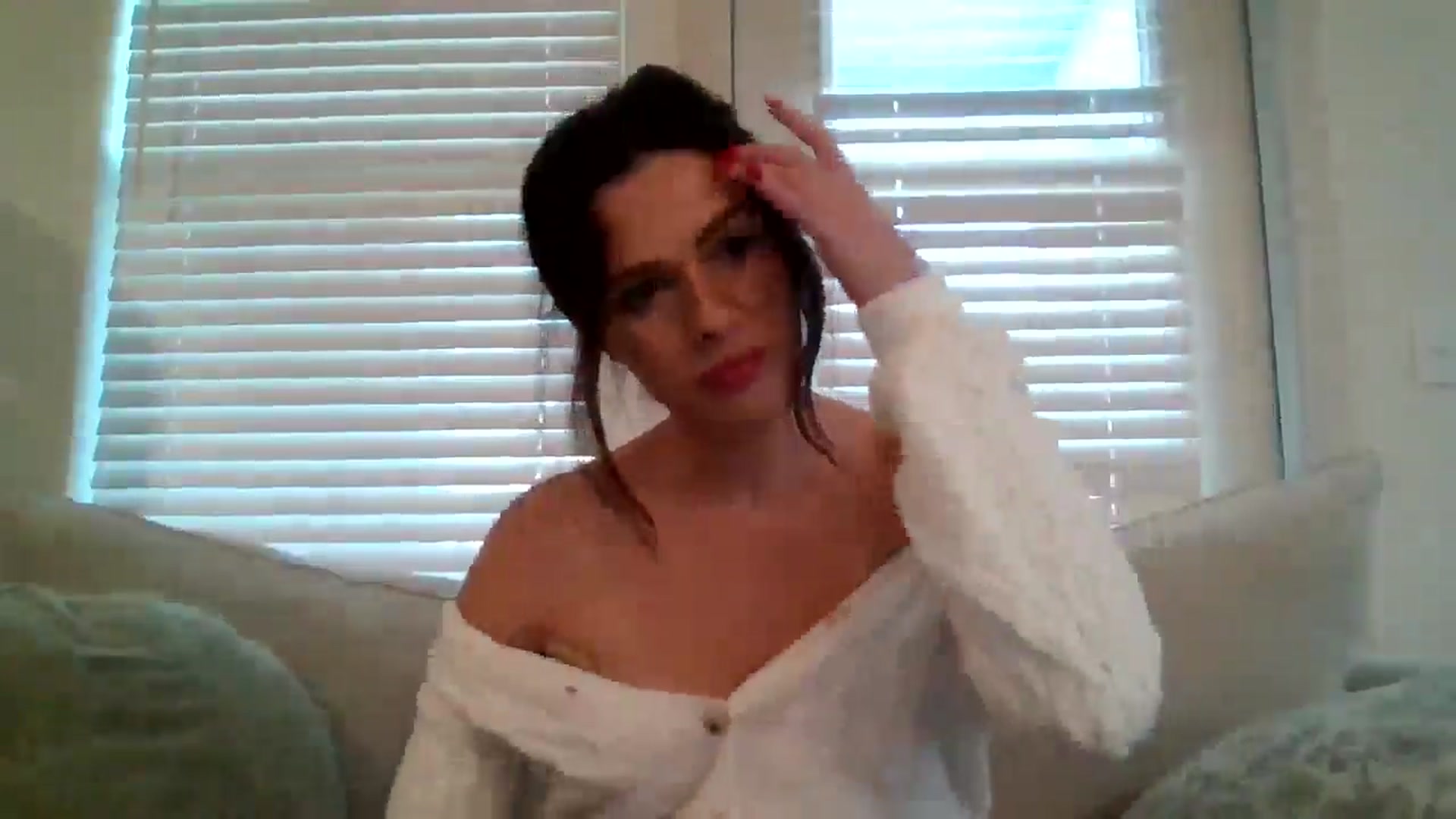Gallery image thumbnail from Lpell1's myfreecams stream on, 01/21/2025, 23:35 image 11 of 20