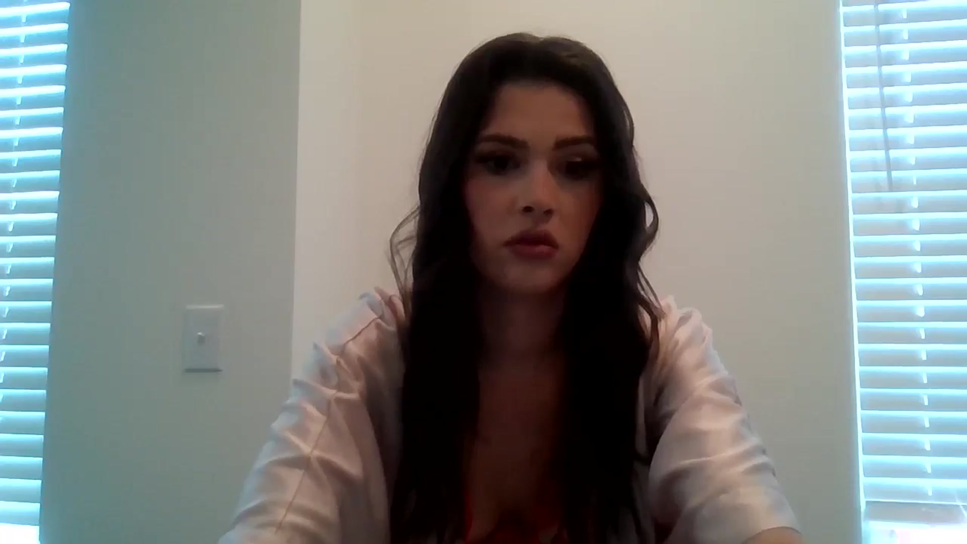 Gallery image thumbnail from Lpell1's myfreecams stream on, 02/20/2025, 19:40 image 11 of 20