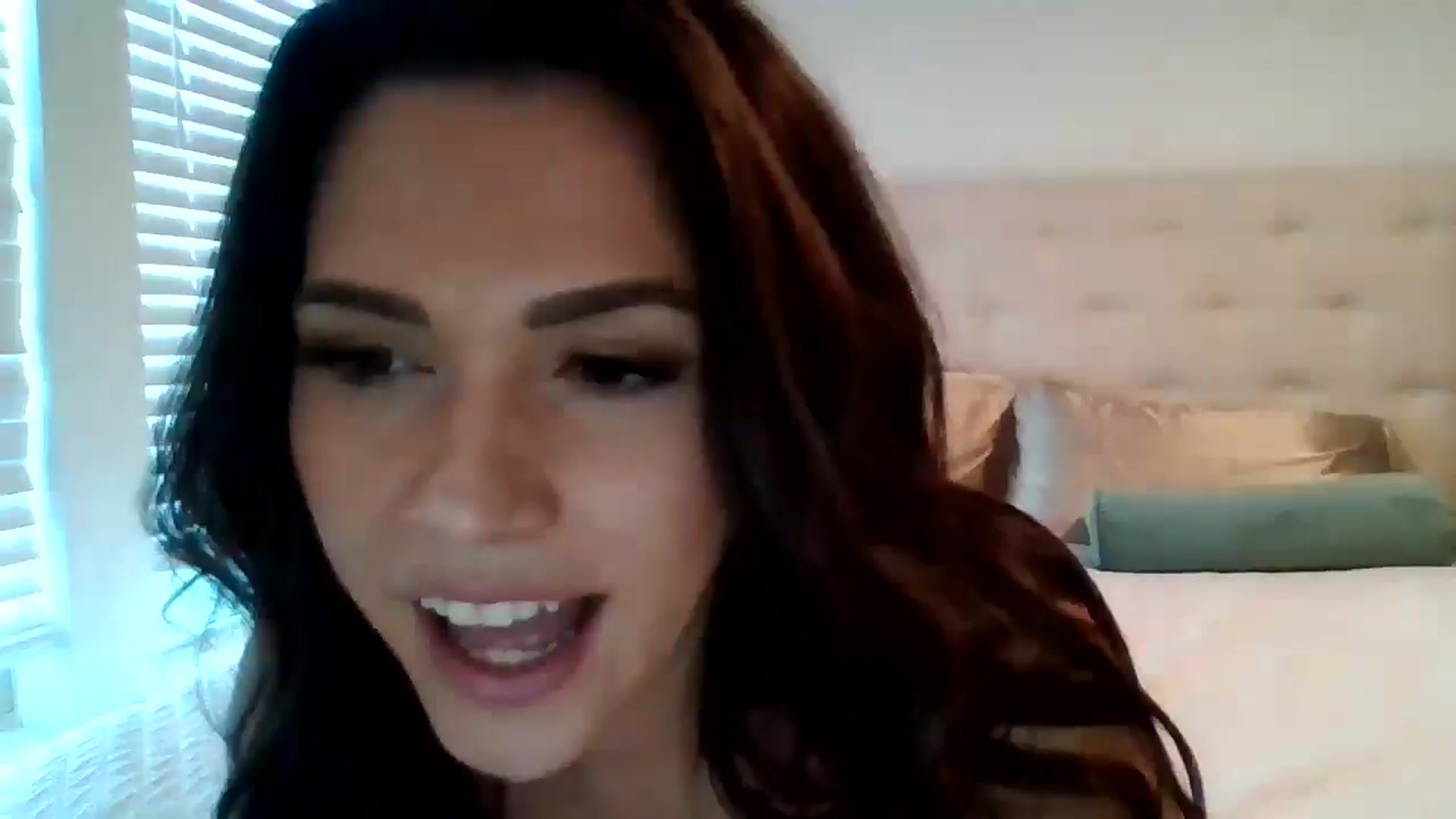 Gallery image thumbnail from Lpell1's myfreecams stream on, 04/07/2025, 23:12 image 2 of 20