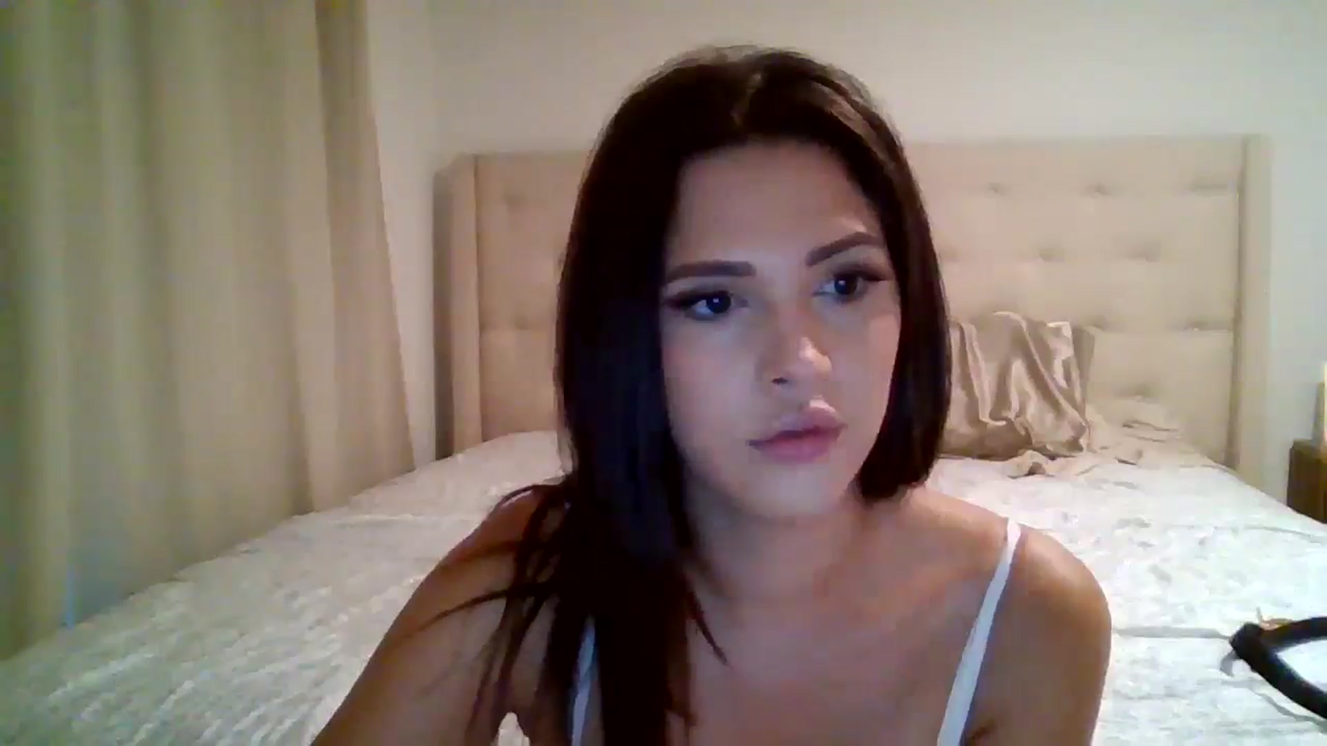 Gallery image thumbnail from Lpell1's myfreecams stream on, 07/23/2025, 01:05 image 14 of 20