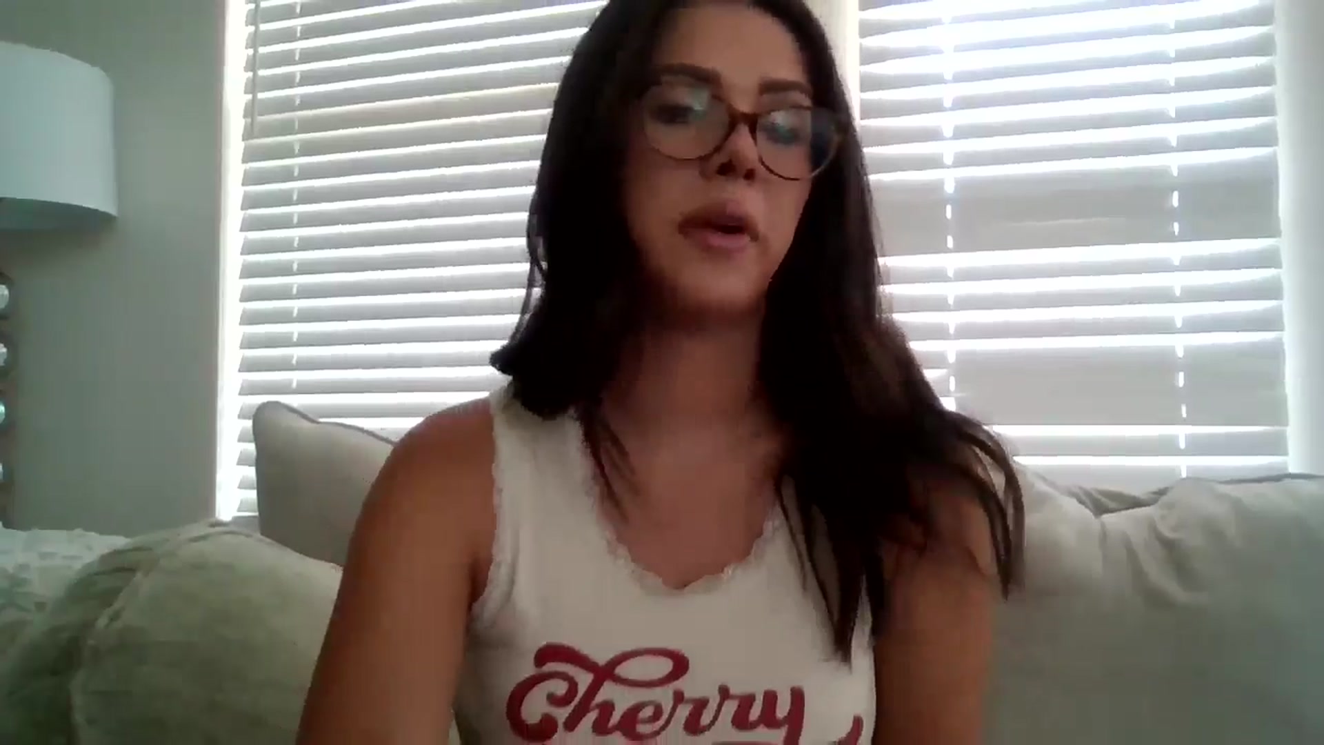 Gallery image thumbnail from Lpell1's myfreecams stream on, 08/12/2025, 18:44 image 11 of 20