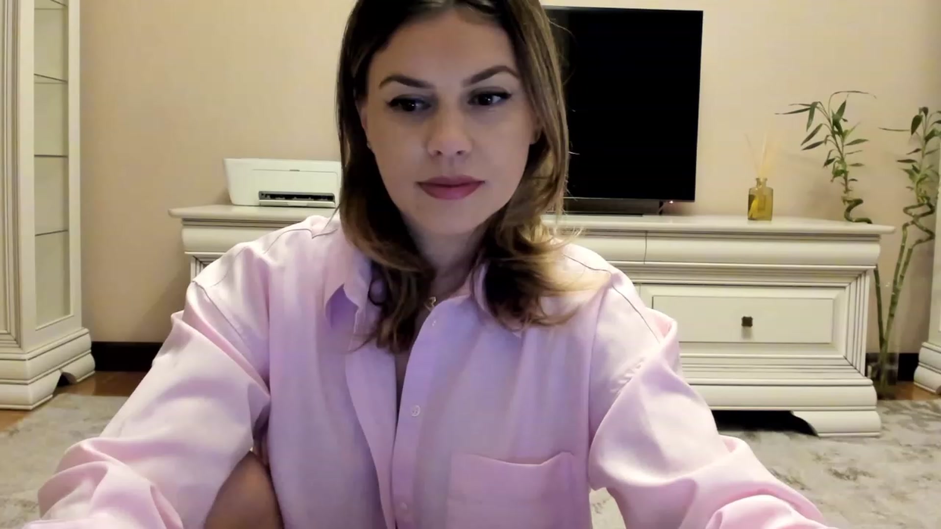Gallery image thumbnail from Lu126's myfreecams stream on, 11/24/2022, 03:56 image 15 of 20