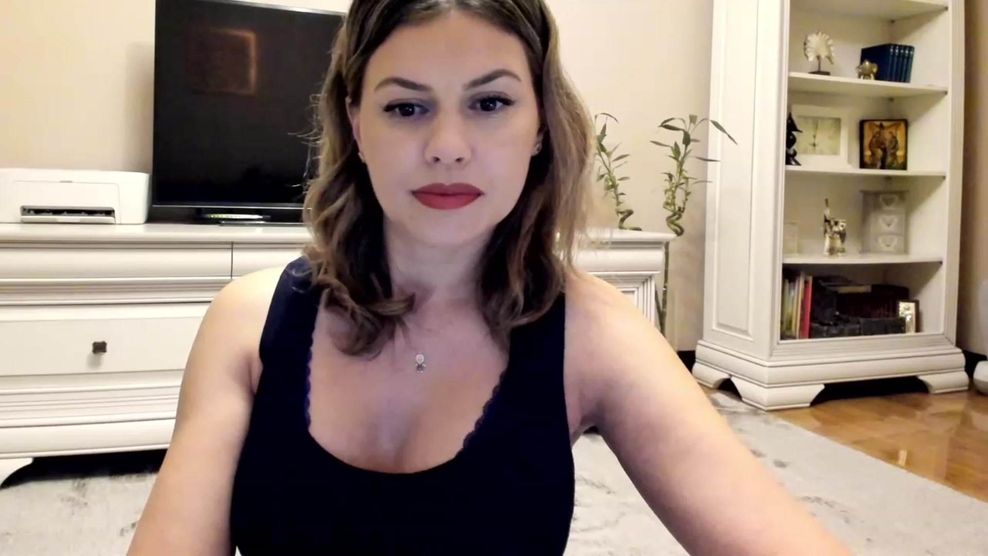 Gallery image thumbnail from Lu126's myfreecams stream on, 01/12/2023, 01:25 image 18 of 20