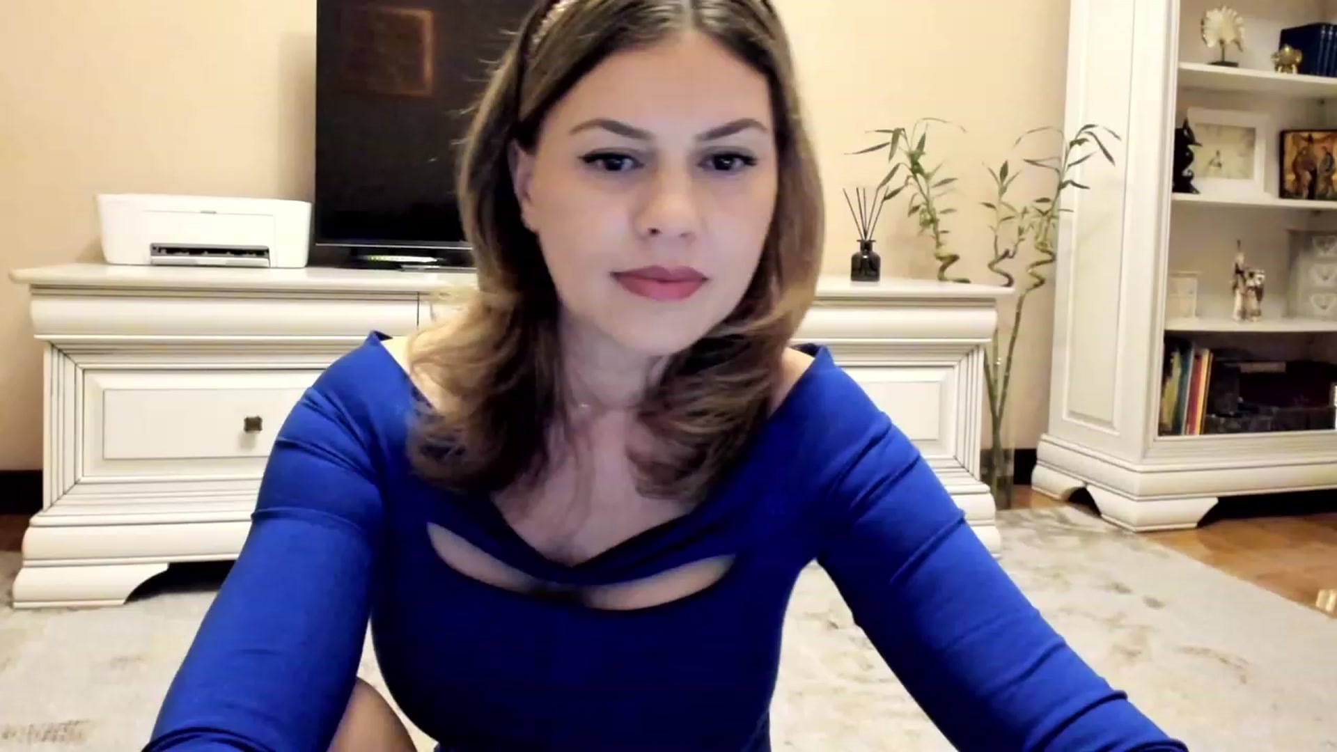 Gallery image thumbnail from Lu126's myfreecams stream on, 01/17/2023, 04:10 image 10 of 20