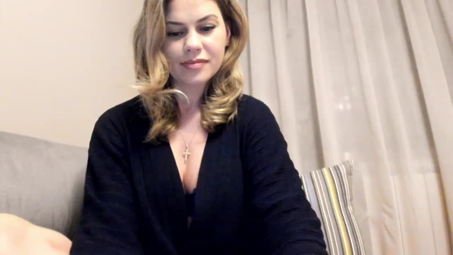 Gallery image thumbnail from Lu126's myfreecams stream on, 01/30/2023, 05:04 image 18 of 20