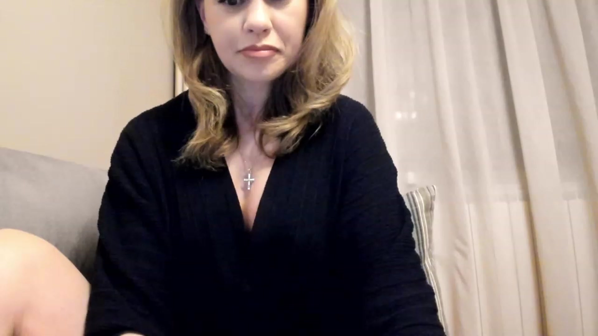 Gallery image thumbnail from Lu126's myfreecams stream on, 01/30/2023, 05:04 image 9 of 20