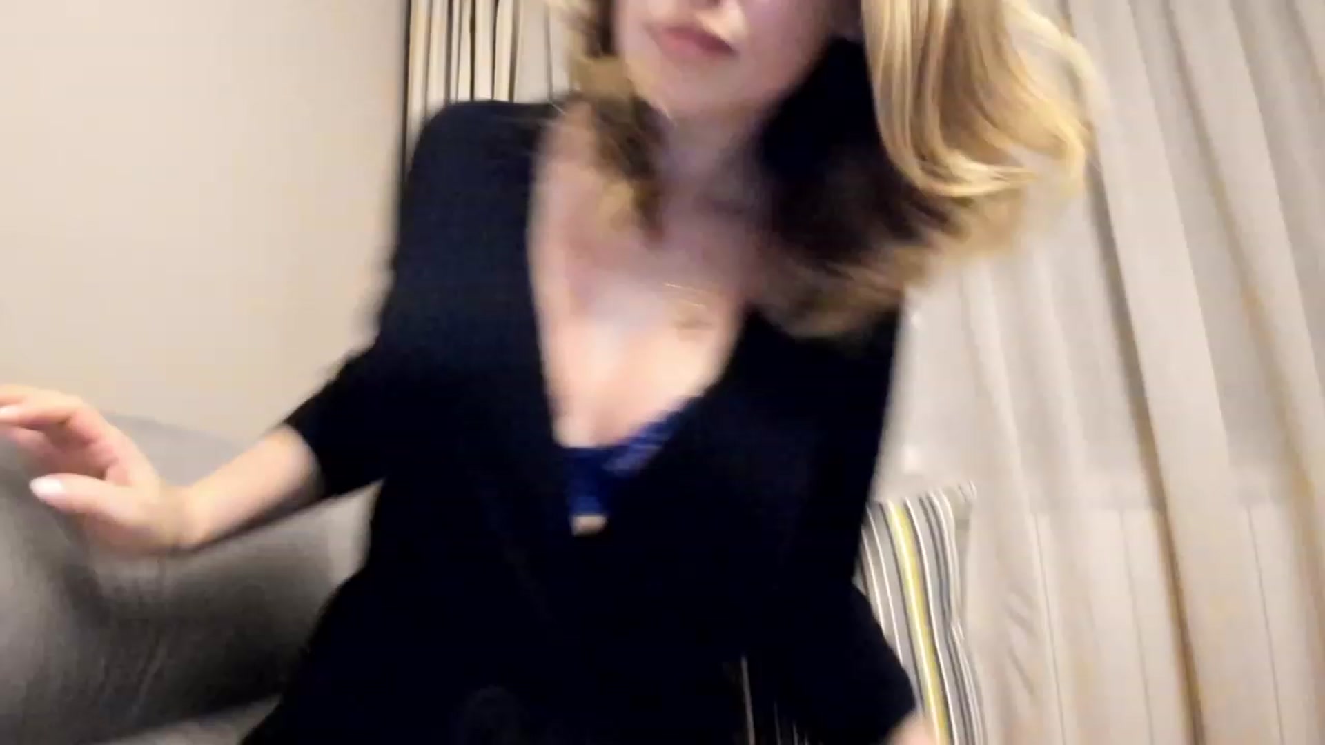 Gallery image thumbnail from Lu126's myfreecams stream on, 01/30/2023, 05:04 image 14 of 20