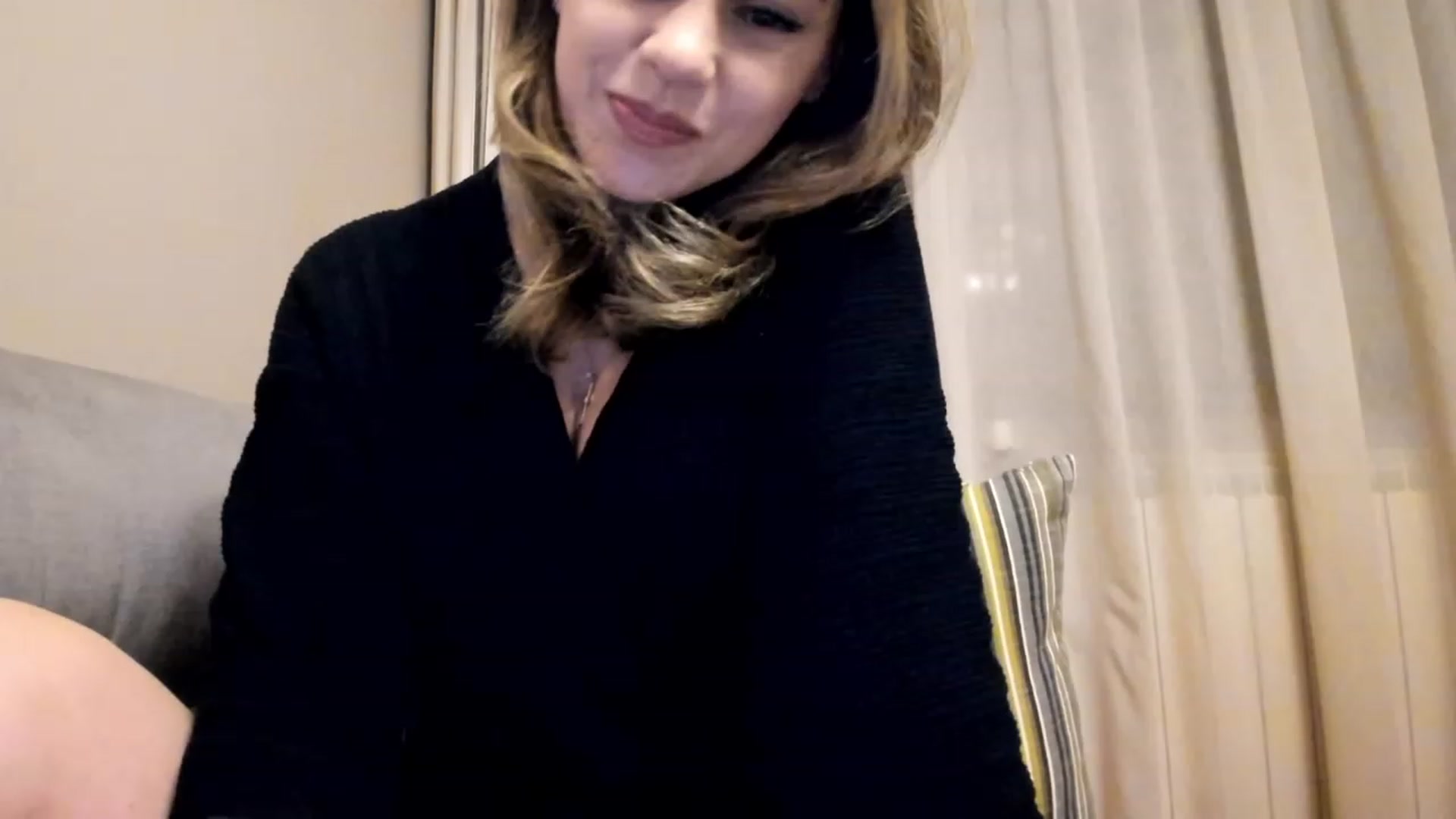 Gallery image thumbnail from Lu126's myfreecams stream on, 01/30/2023, 05:04 image 8 of 20