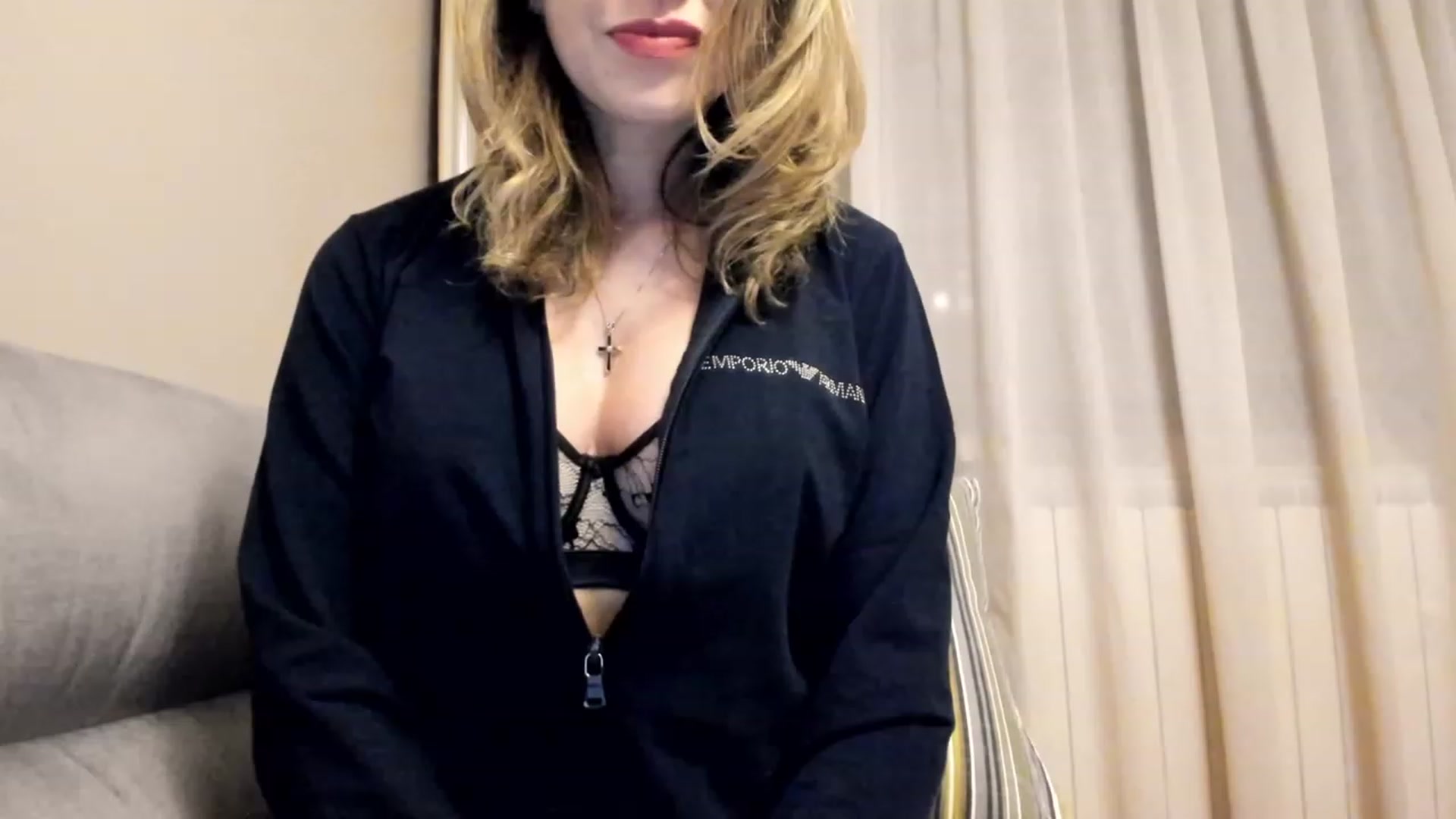 Gallery image thumbnail from Lu126's myfreecams stream on, 02/08/2023, 04:53 image 16 of 20
