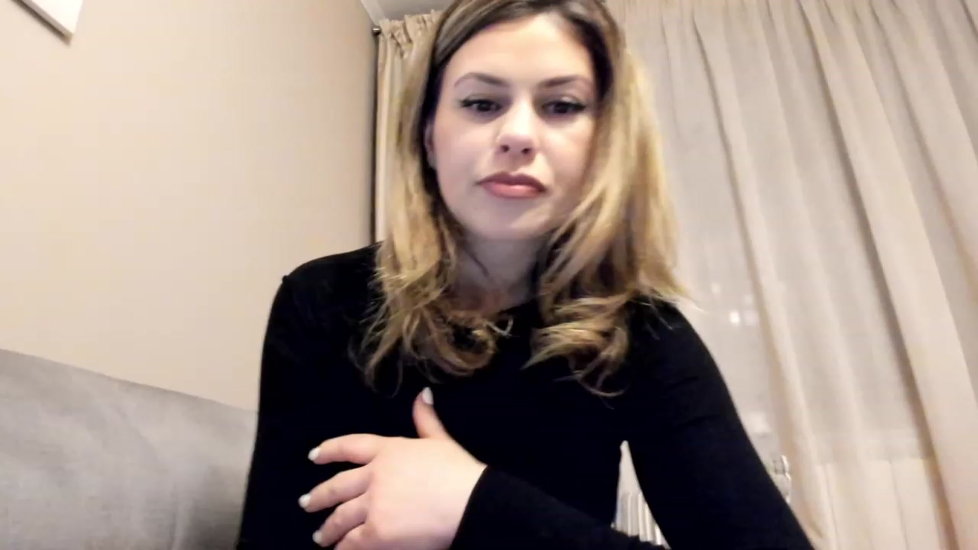 Gallery image thumbnail from Lu126's myfreecams stream on, 02/11/2023, 04:03 image 14 of 20